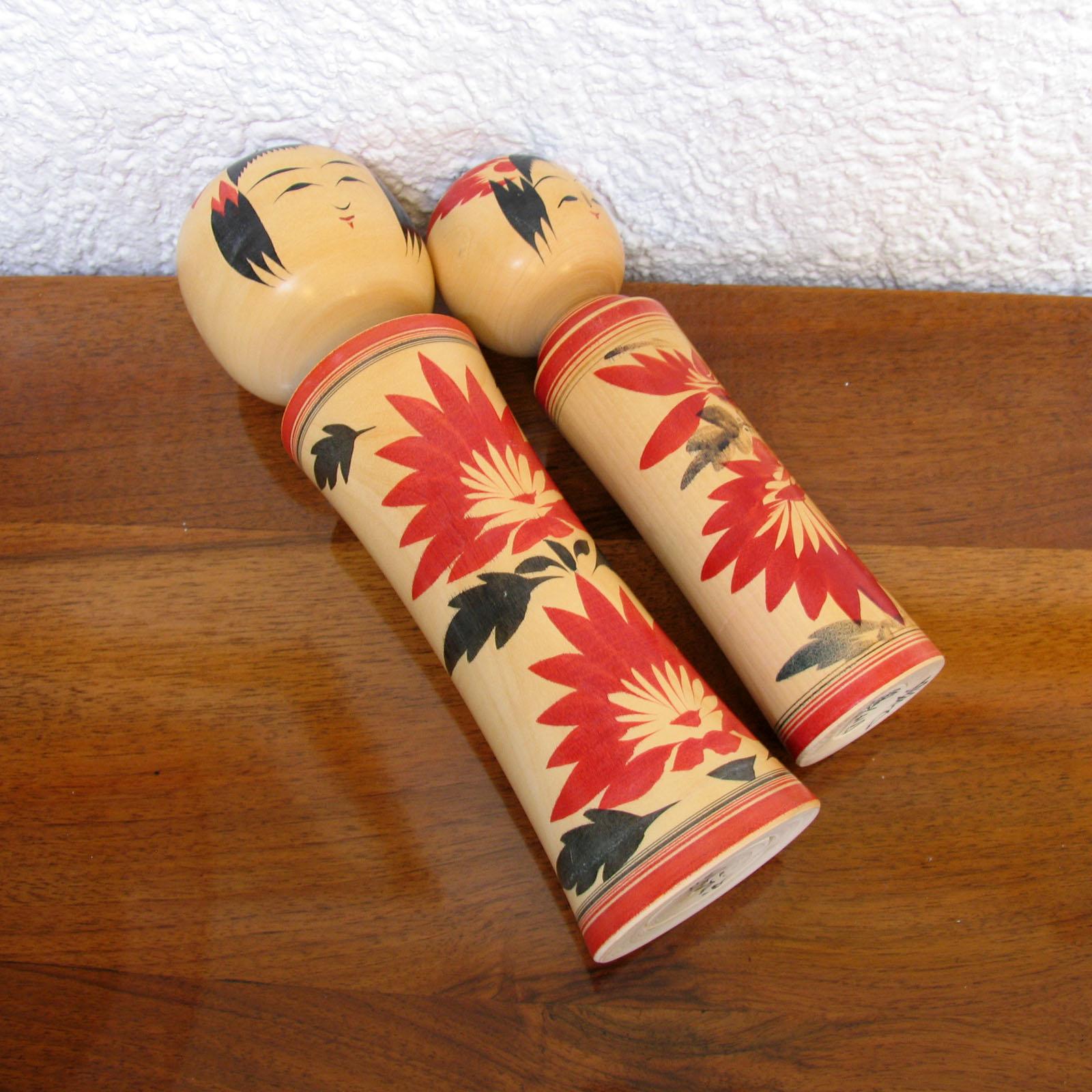 Asian Set of 2 Kokeshi Naruko Japanese Wood Hand Painted Doll For Sale
