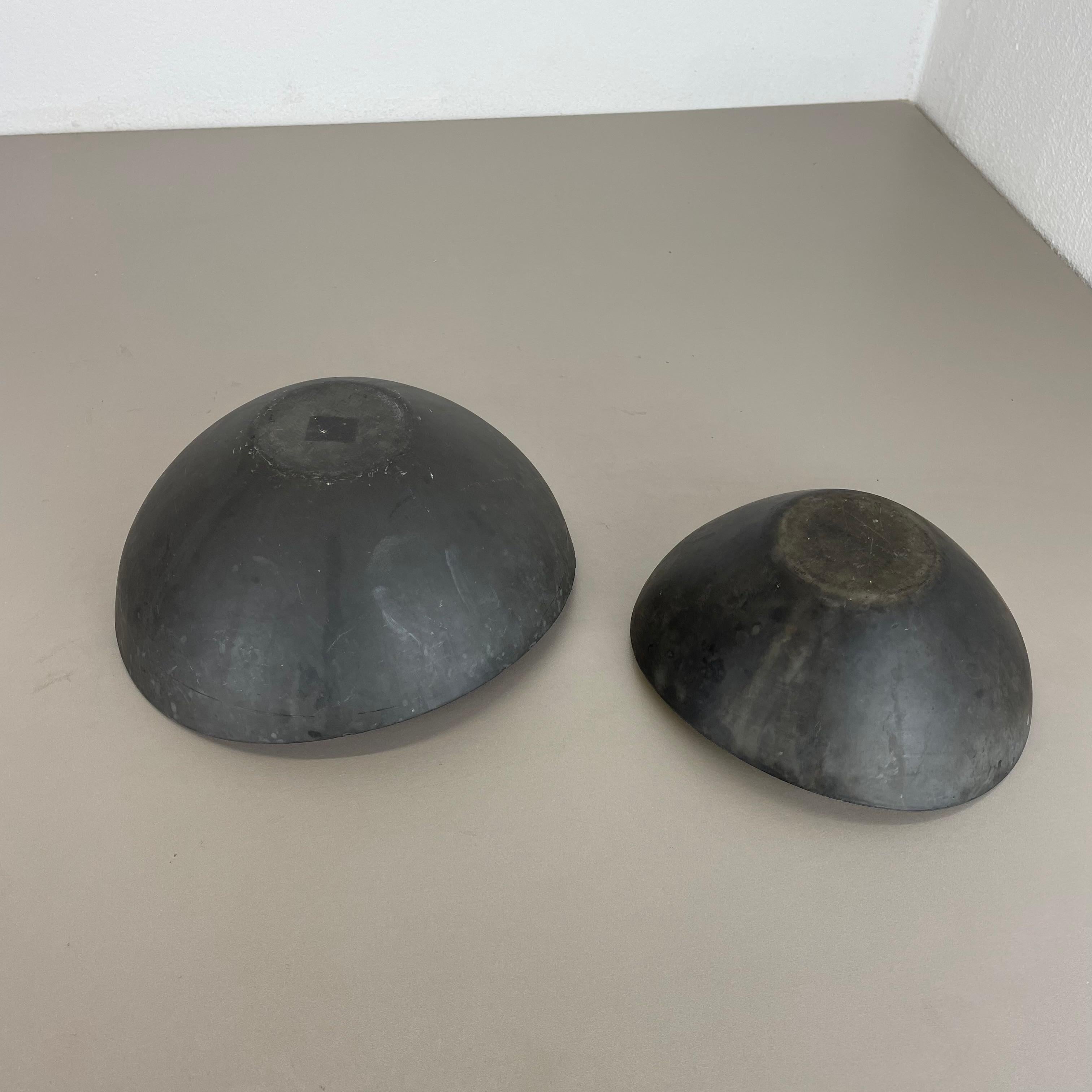 Set of 2 Krenit metal bowls by Herbert Krenchel for Ørskov, Torben, Denmark 1950 For Sale 11