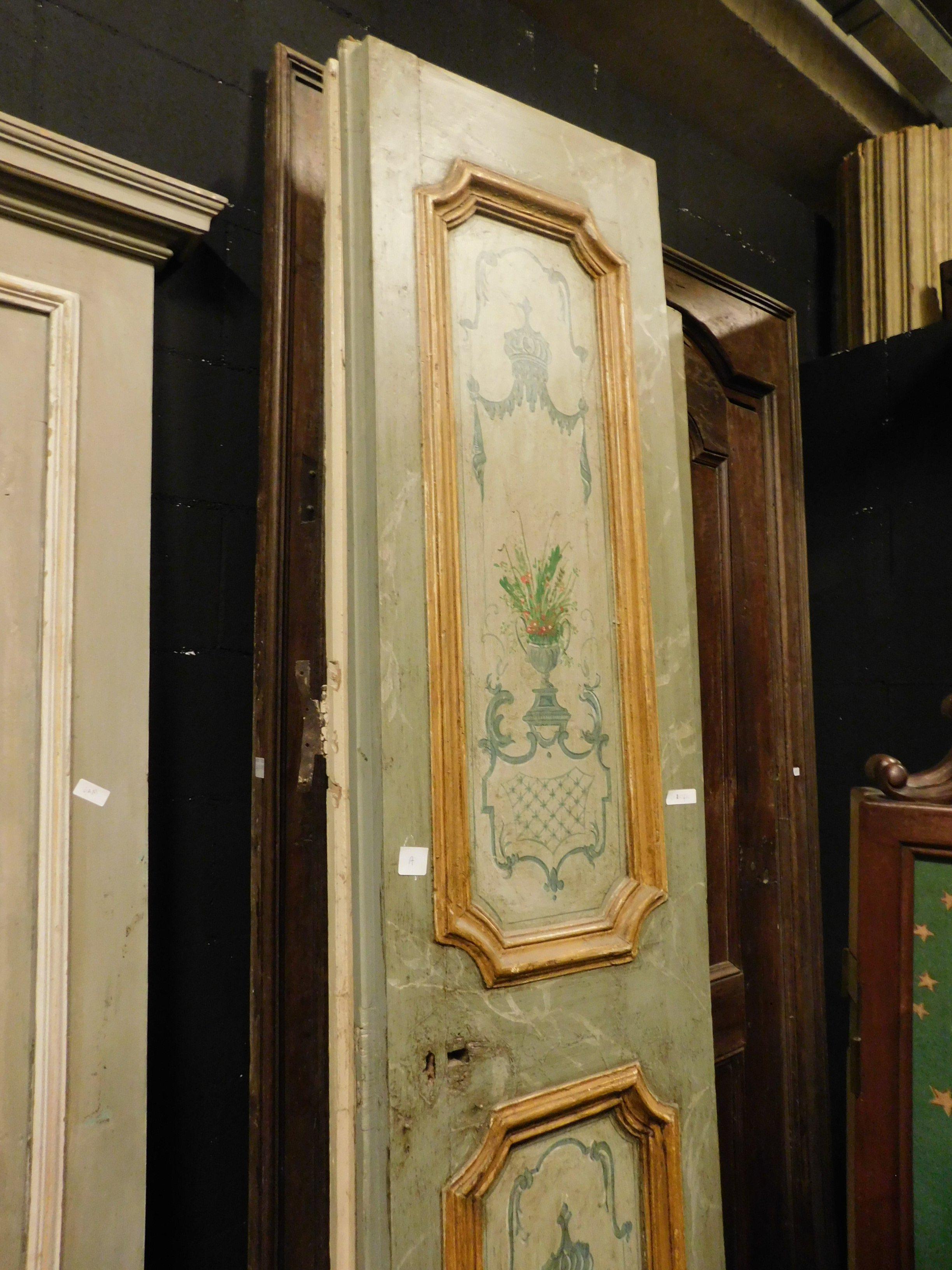 Set of 2 lacquered and painted doors, green and yellow, 18th century Rome For Sale 2