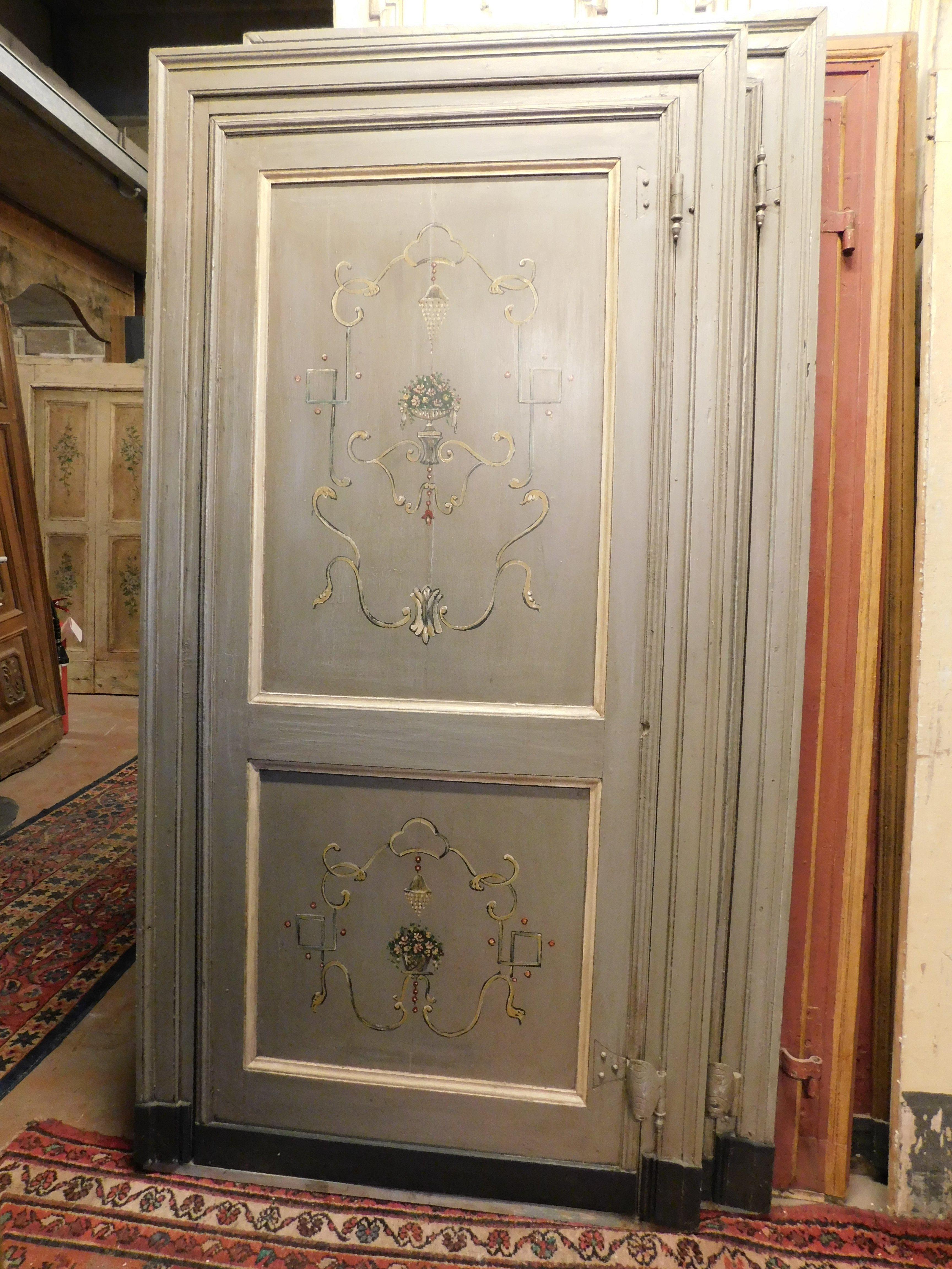 juego de 2 puertas de una hoja lacadas y pintadas con marco, Italia Italiano en venta