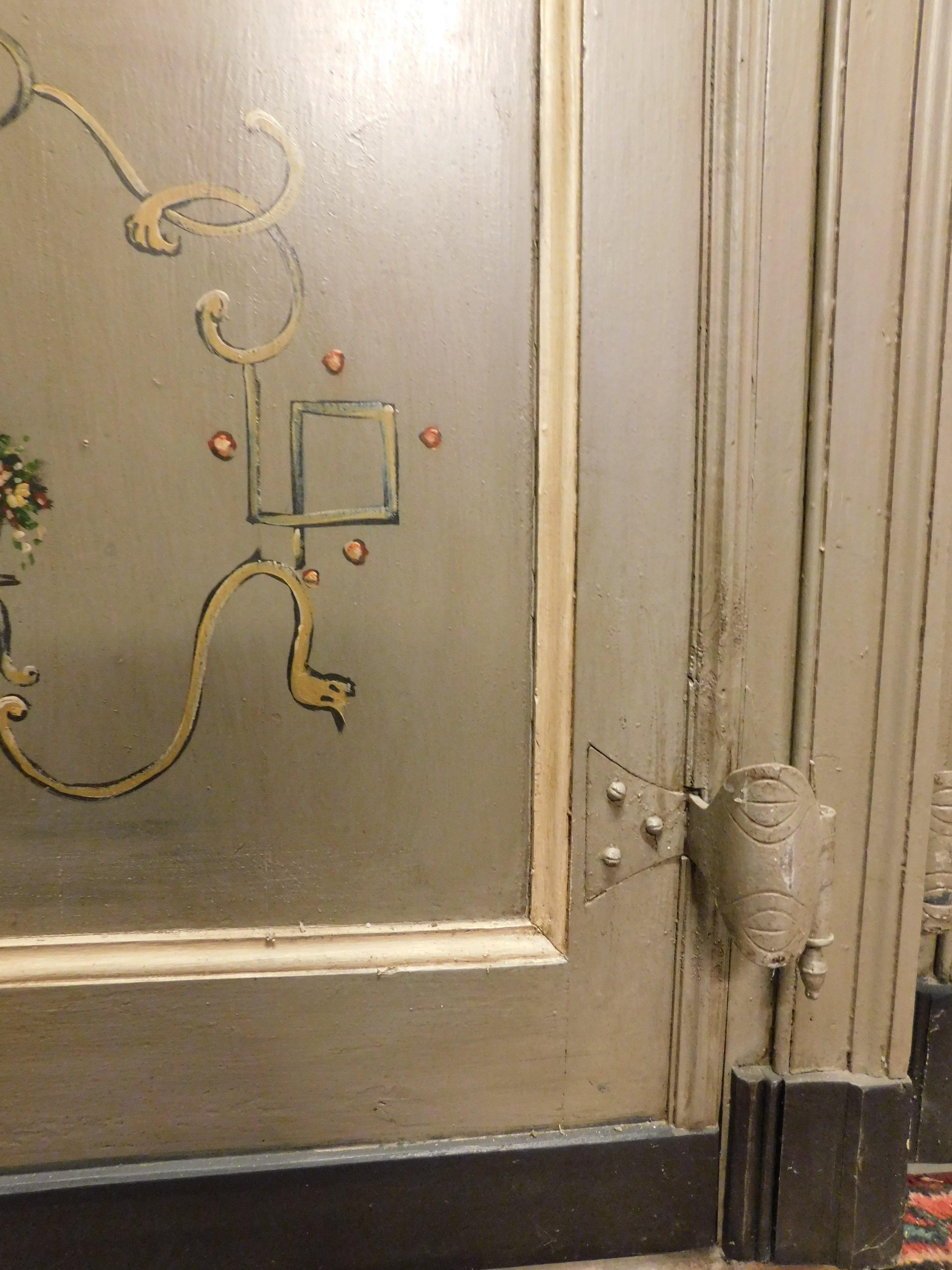 juego de 2 puertas de una hoja lacadas y pintadas con marco, Italia siglo XIX en venta