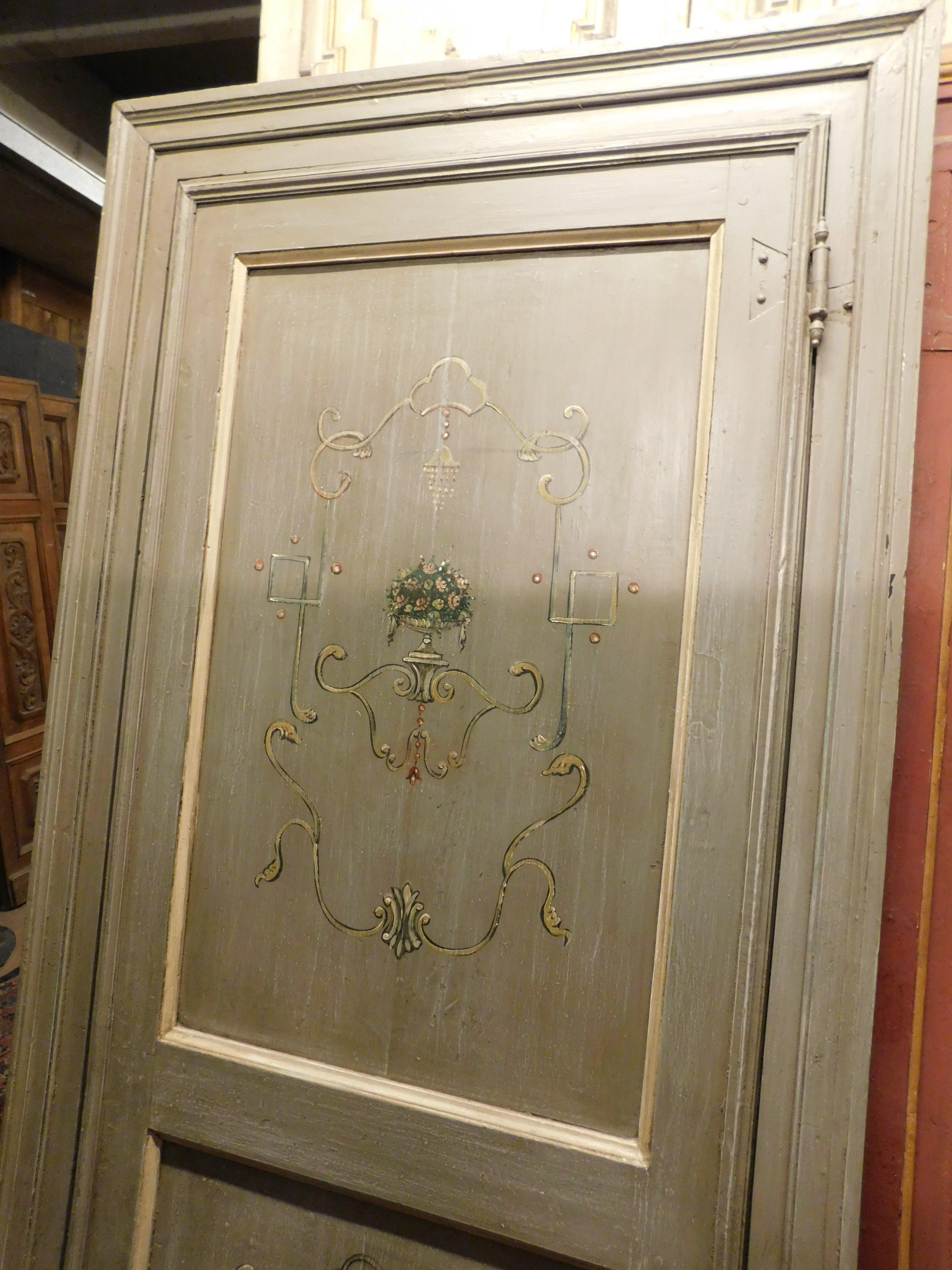 juego de 2 puertas de una hoja lacadas y pintadas con marco, Italia en venta 1