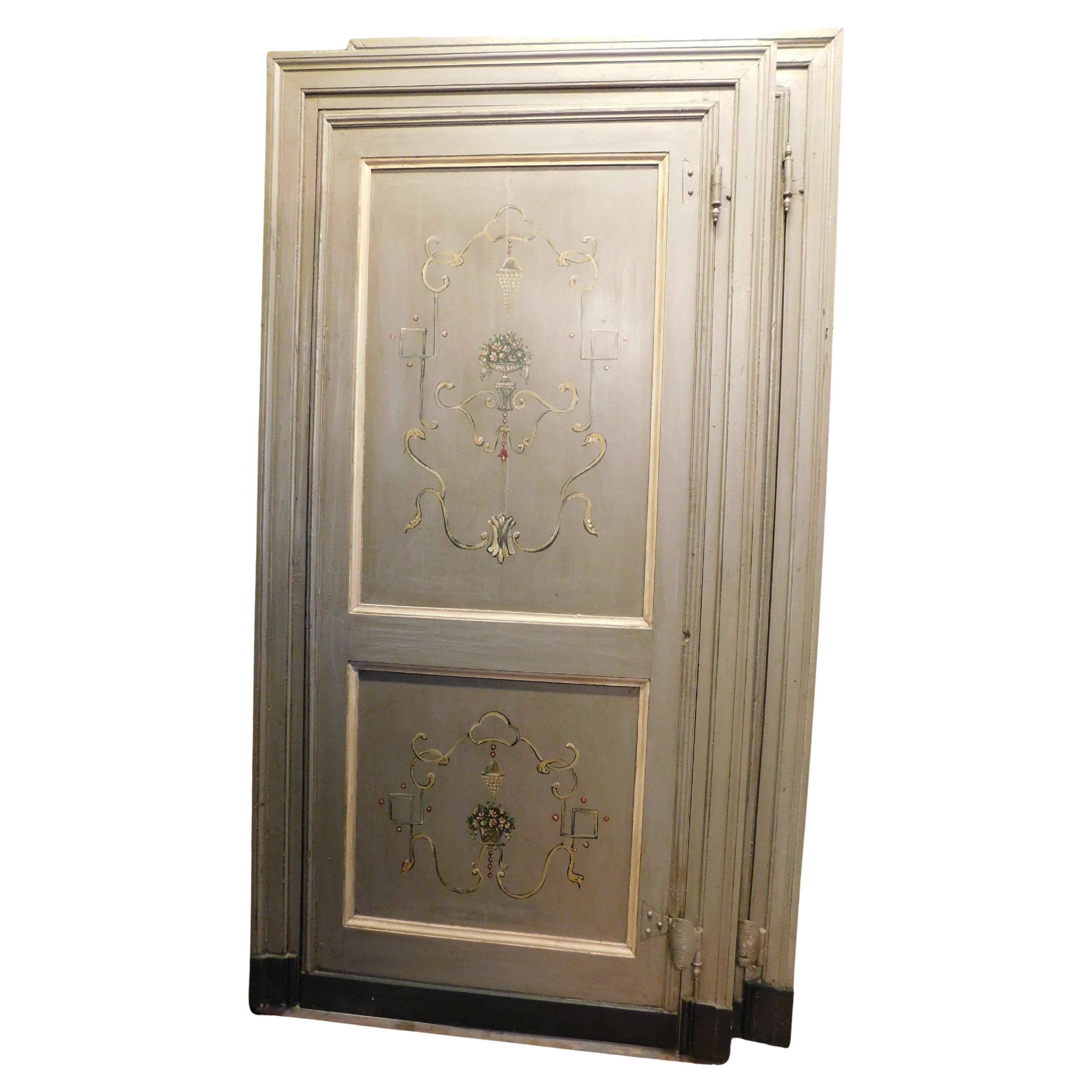 juego de 2 puertas de una hoja lacadas y pintadas con marco, Italia en venta