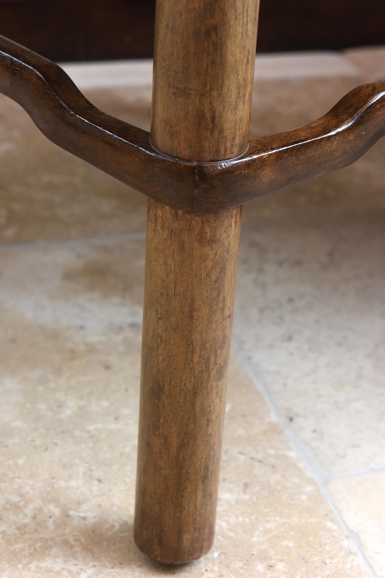 XXIe siècle et contemporain Ensemble de 2 tables d'appoint Laiyang par Gregorius Pineo en vente