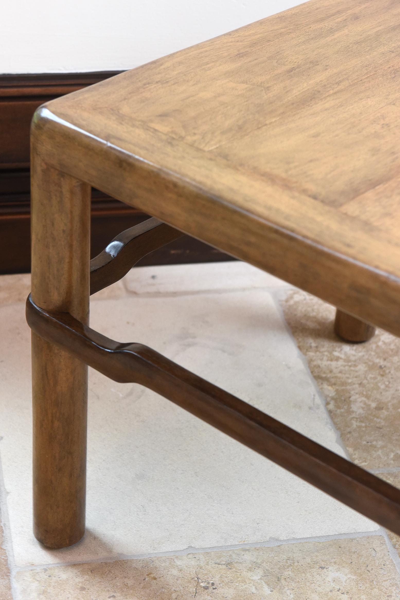 Ensemble de 2 tables d'appoint Laiyang par Gregorius Pineo en vente 2