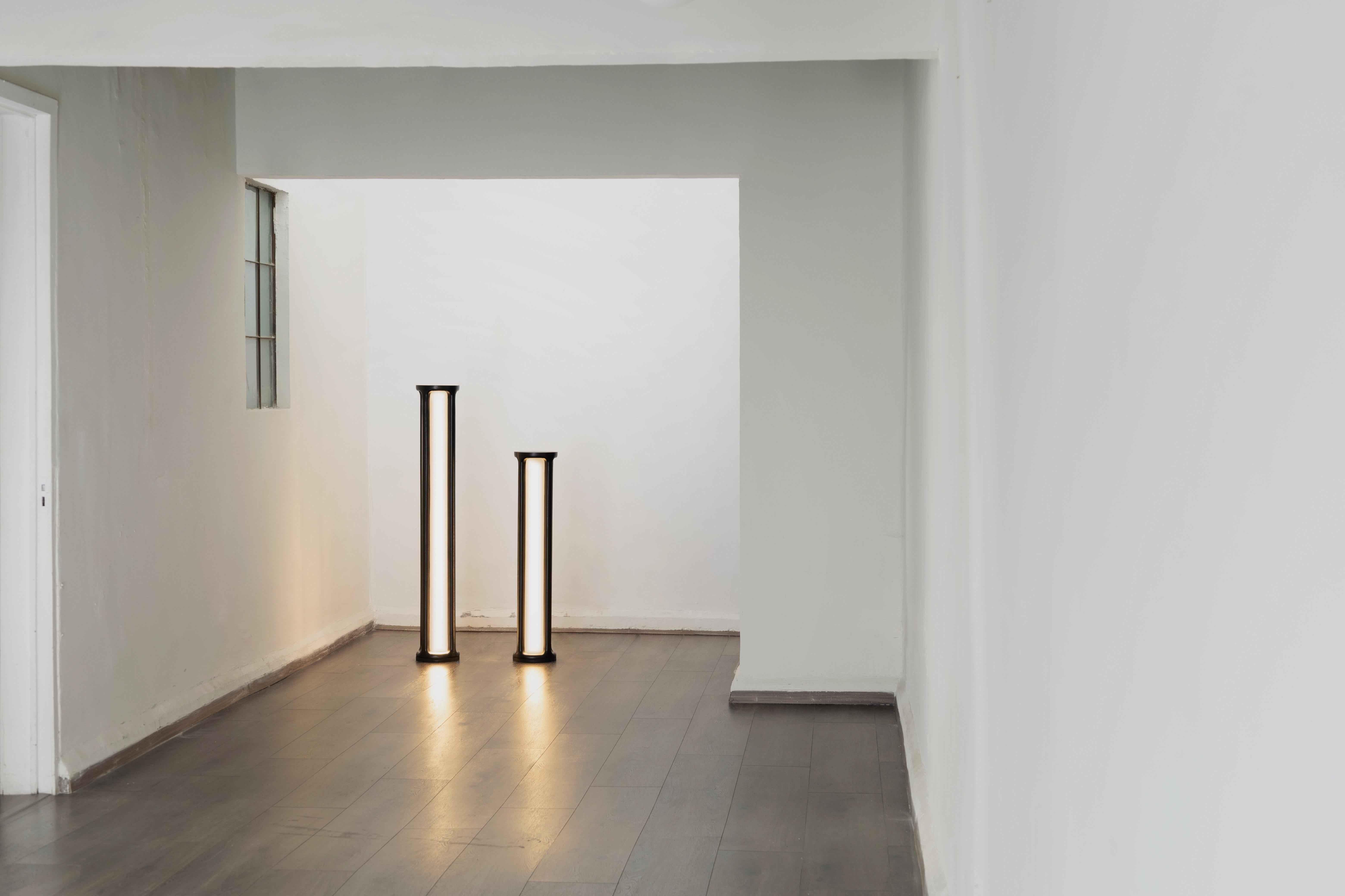 2er-Satz großer Aion-Lampen by Sebastián Angeles (21. Jahrhundert und zeitgenössisch) im Angebot