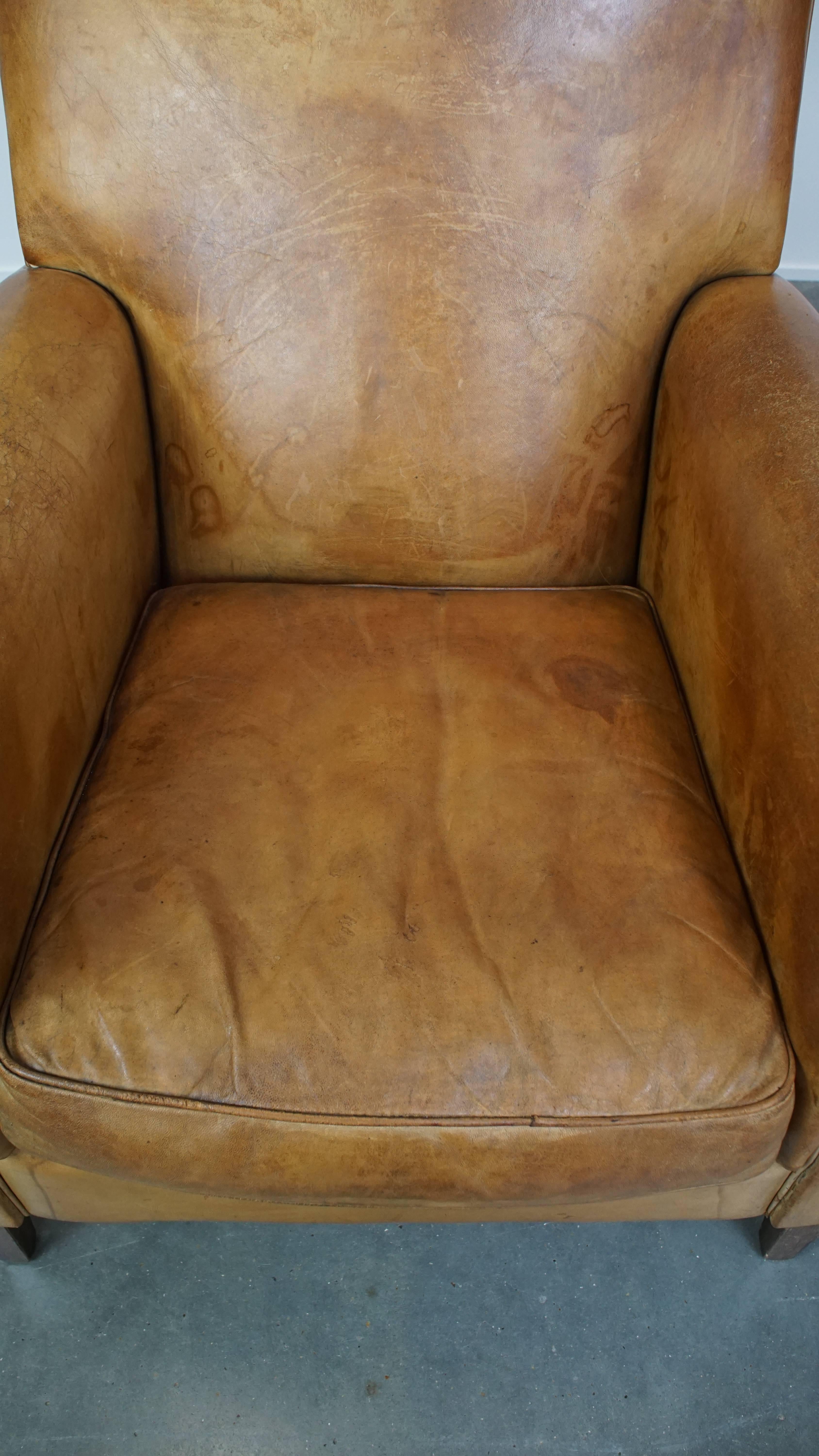 Ensemble de 2 grands fauteuils vintage confortables en cuir de mouton Bon état - En vente à Harderwijk, NL