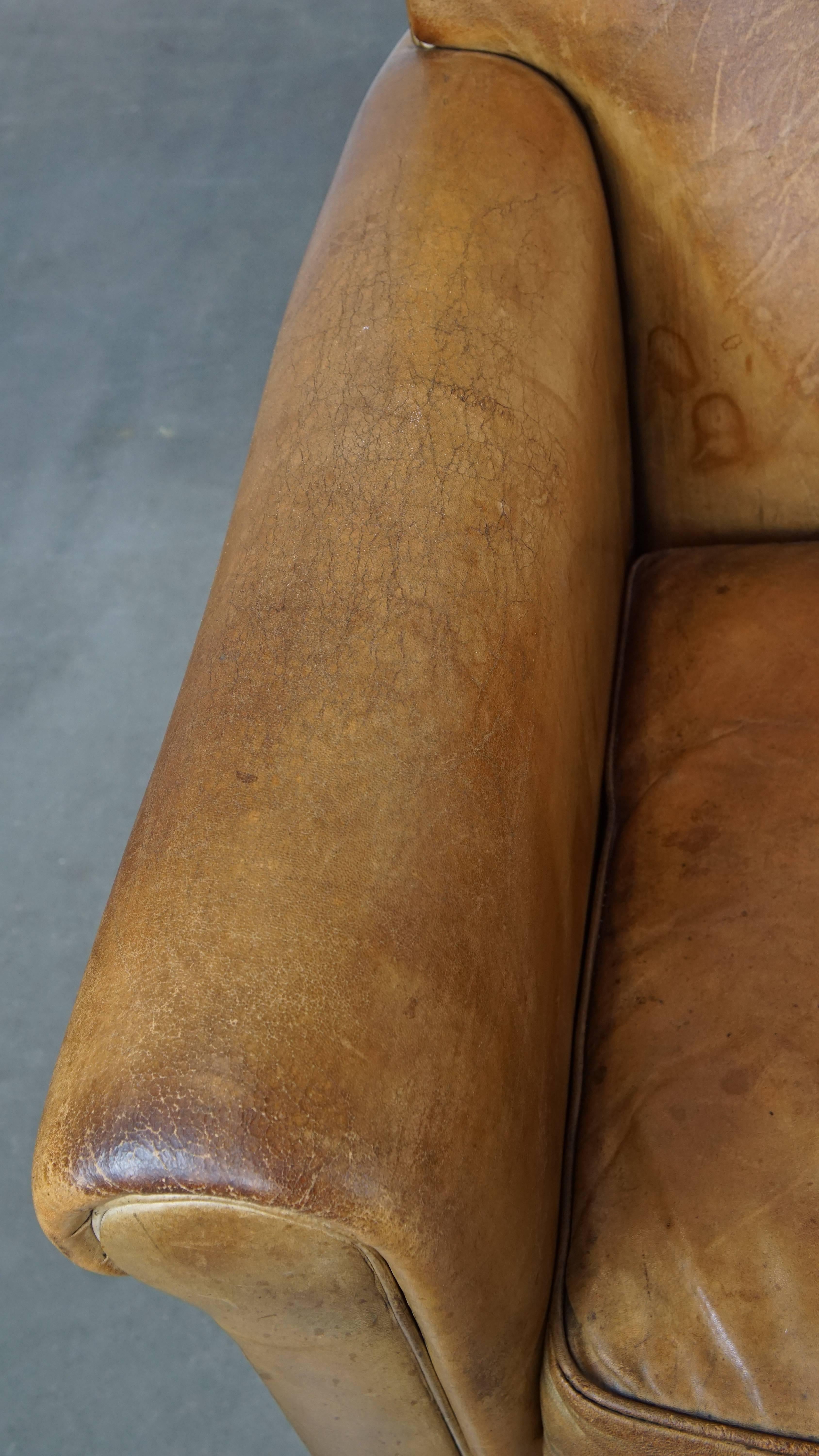 Cuir Ensemble de 2 grands fauteuils vintage confortables en cuir de mouton en vente