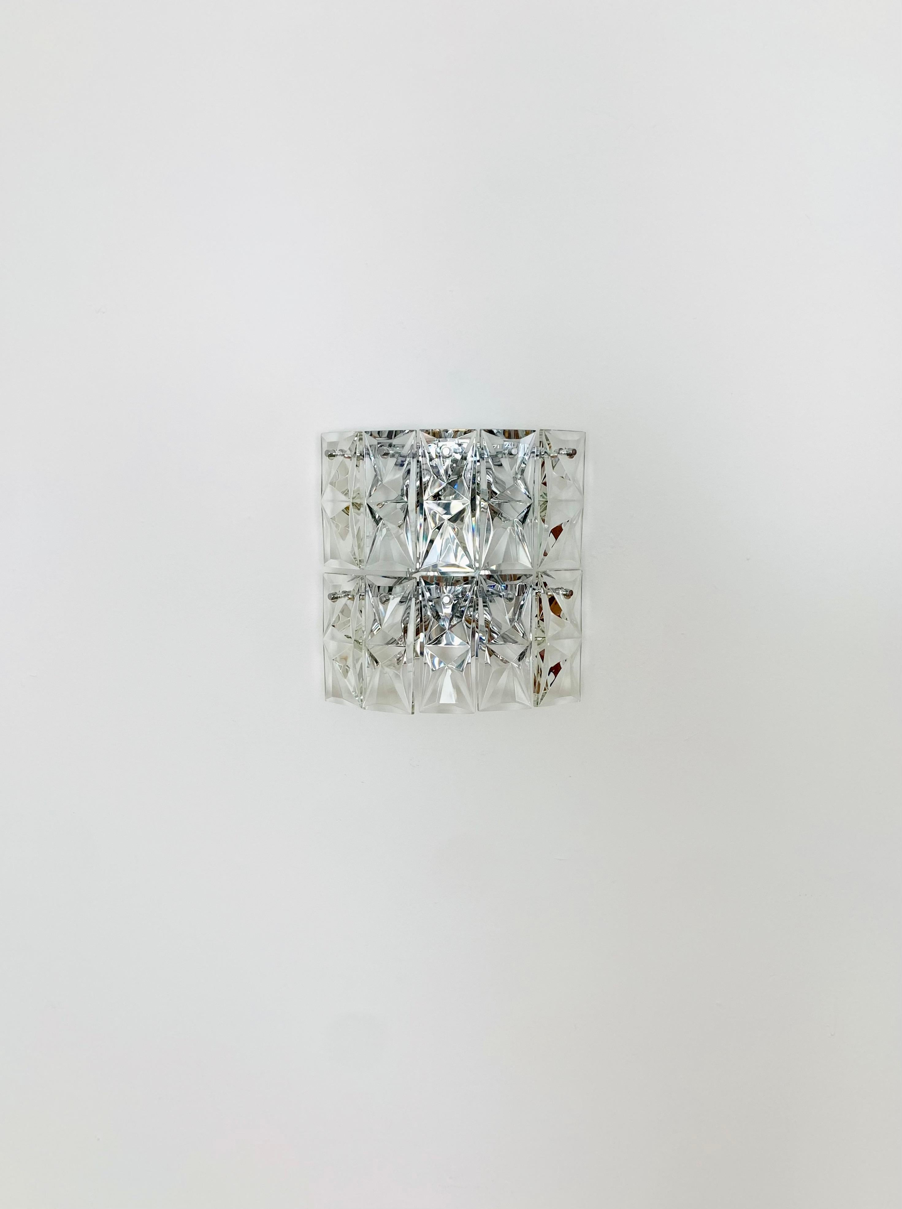 Juego de 2 apliques grandes de cristal by Ott Alemán en venta
