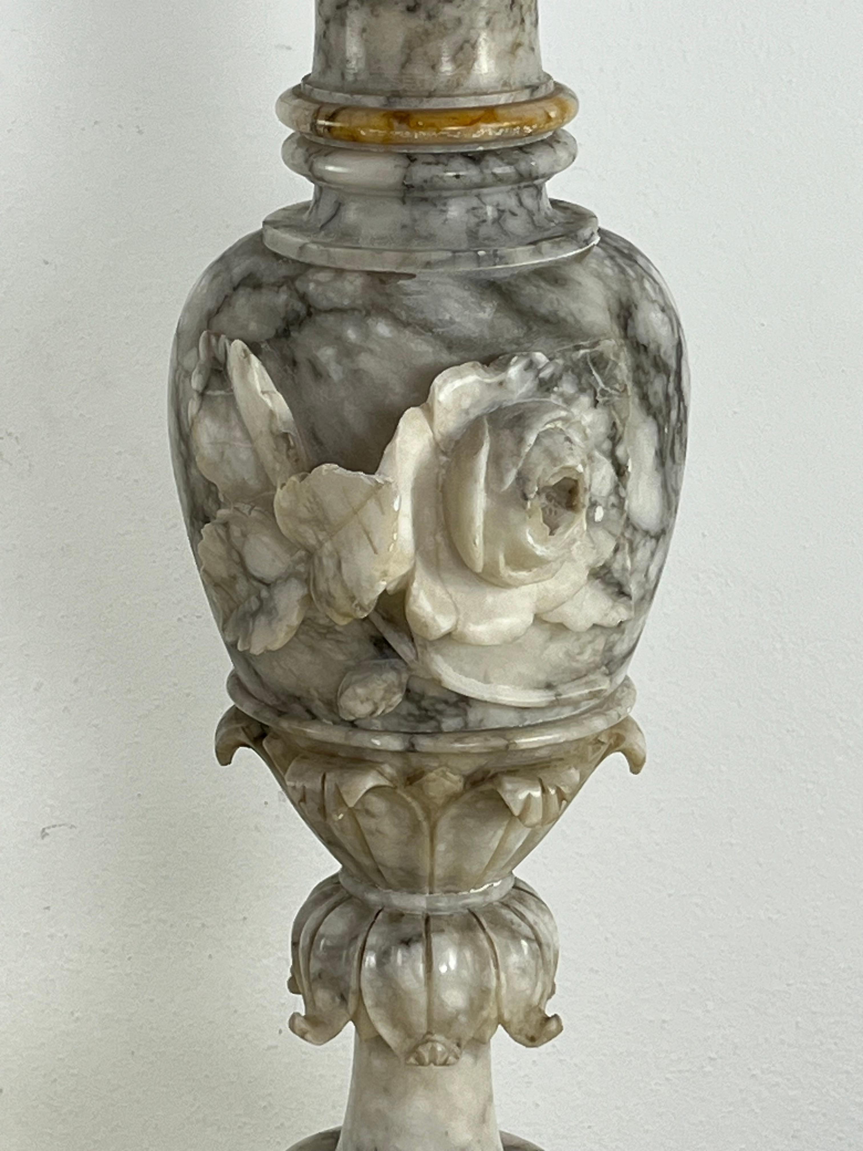 Ensemble de 2 grands vases italiens en albâtre du milieu des années 1930 en vente 6