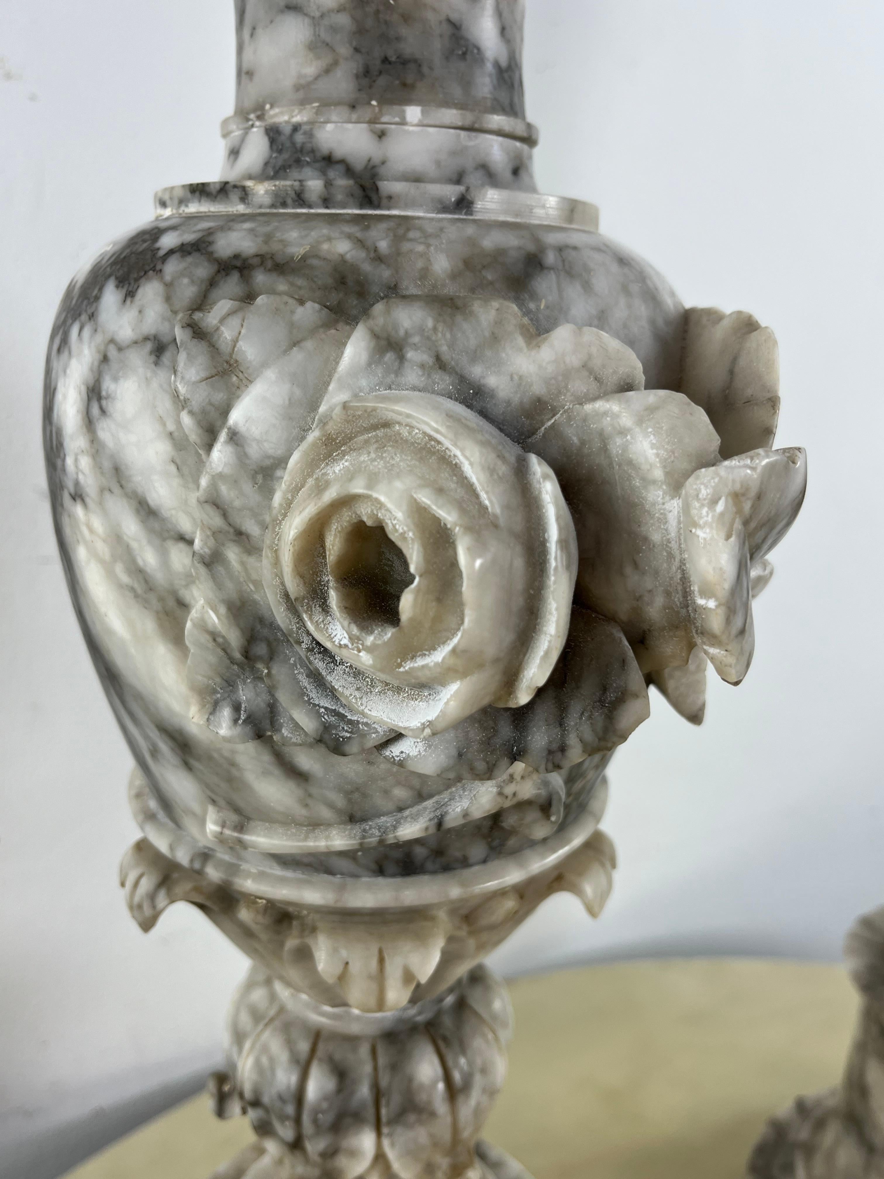 Ensemble de 2 grands vases italiens en albâtre du milieu des années 1930 Bon état - En vente à Palermo, IT