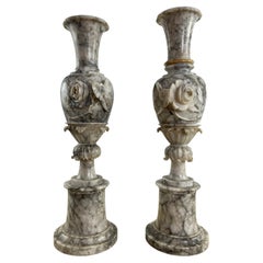 Satz von 2 großen italienischen Alabaster-Vasen Mitte der 1930er Jahre