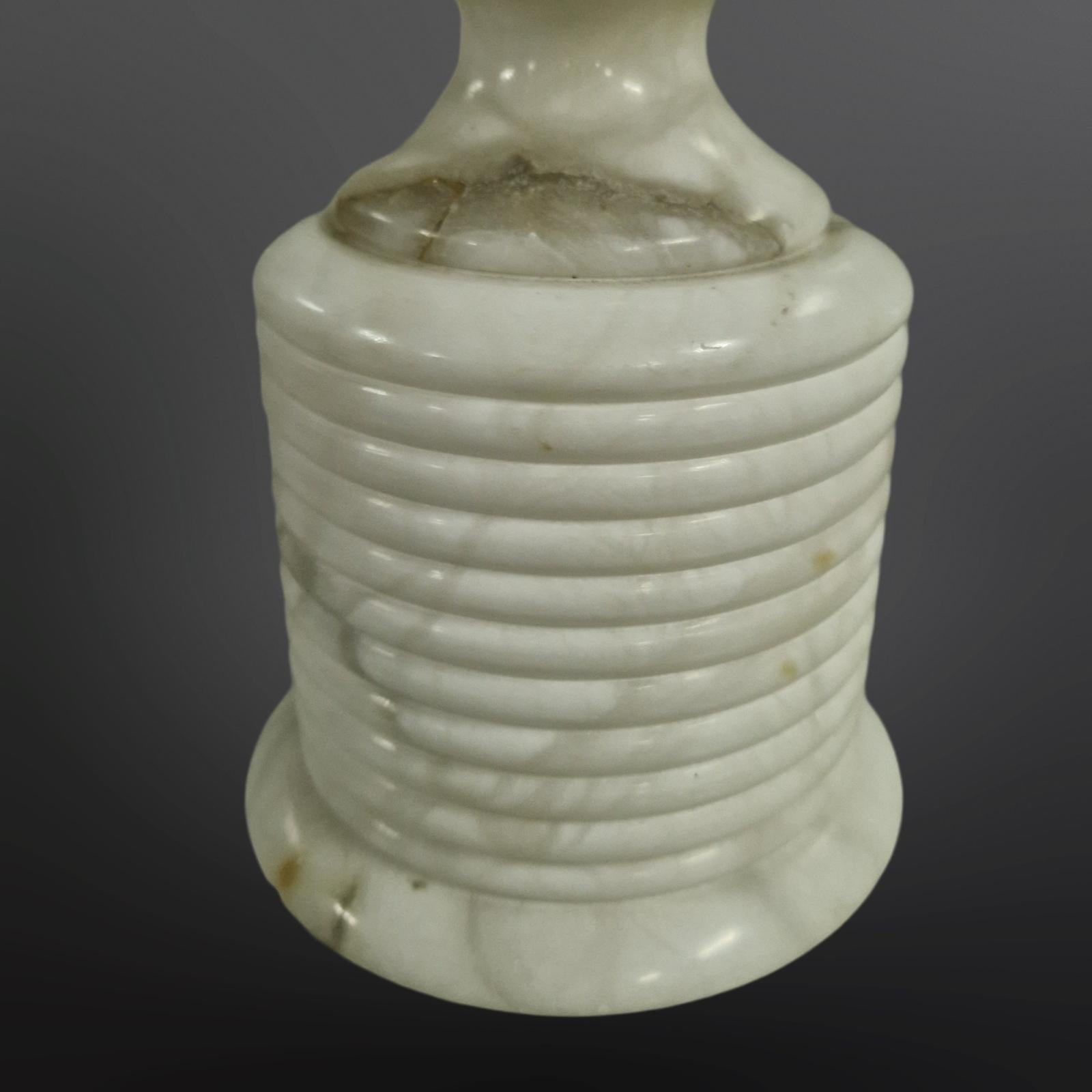 Ensemble de 2 grandes lampes de table en marbre, Italie, années 1960 Bon état - En vente à ECHT, NL