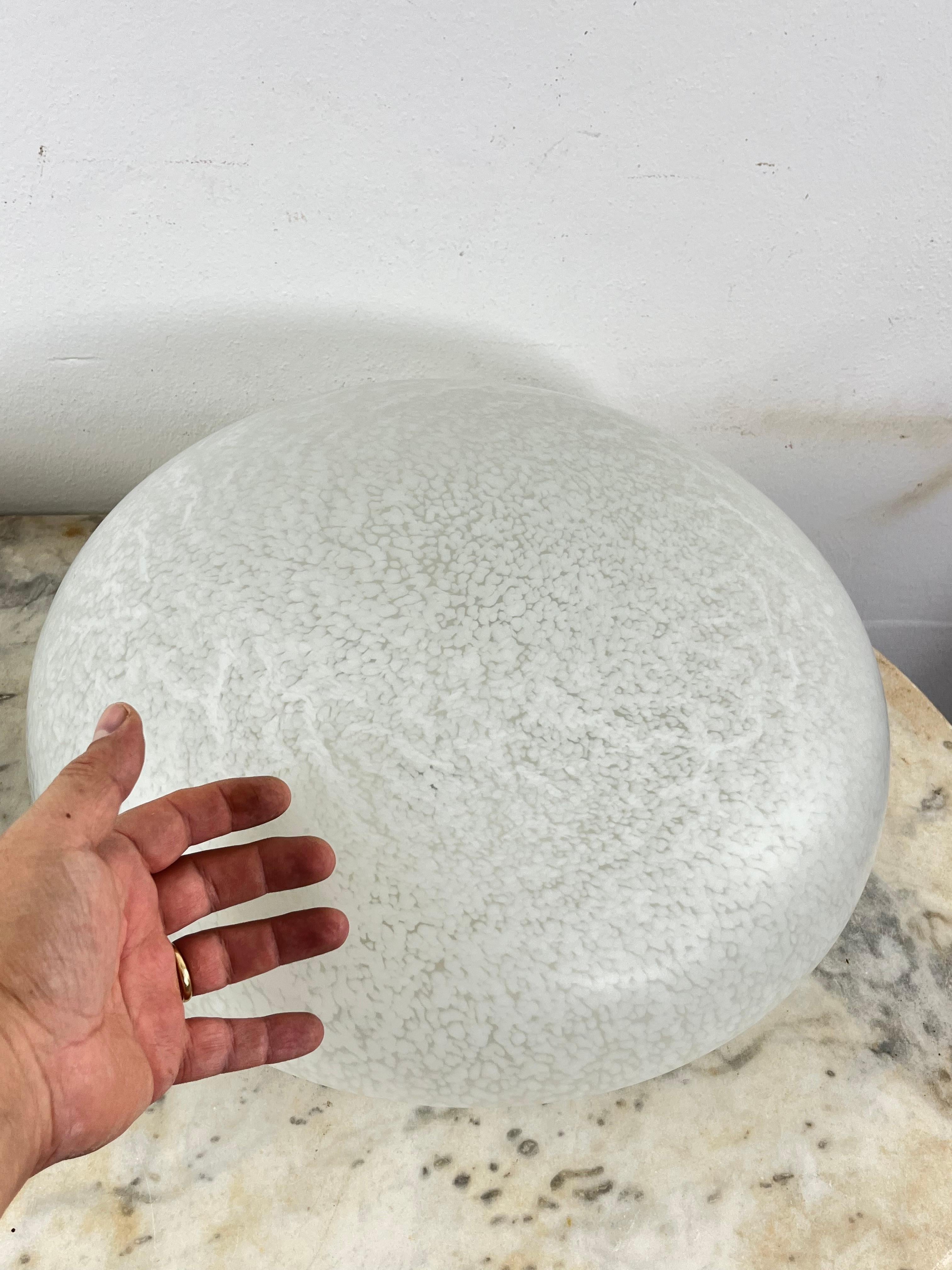 Juego de 2 grandes lámparas de techo de cristal de Murano de 4 luces de mediados de siglo, años 60. Italiano en venta