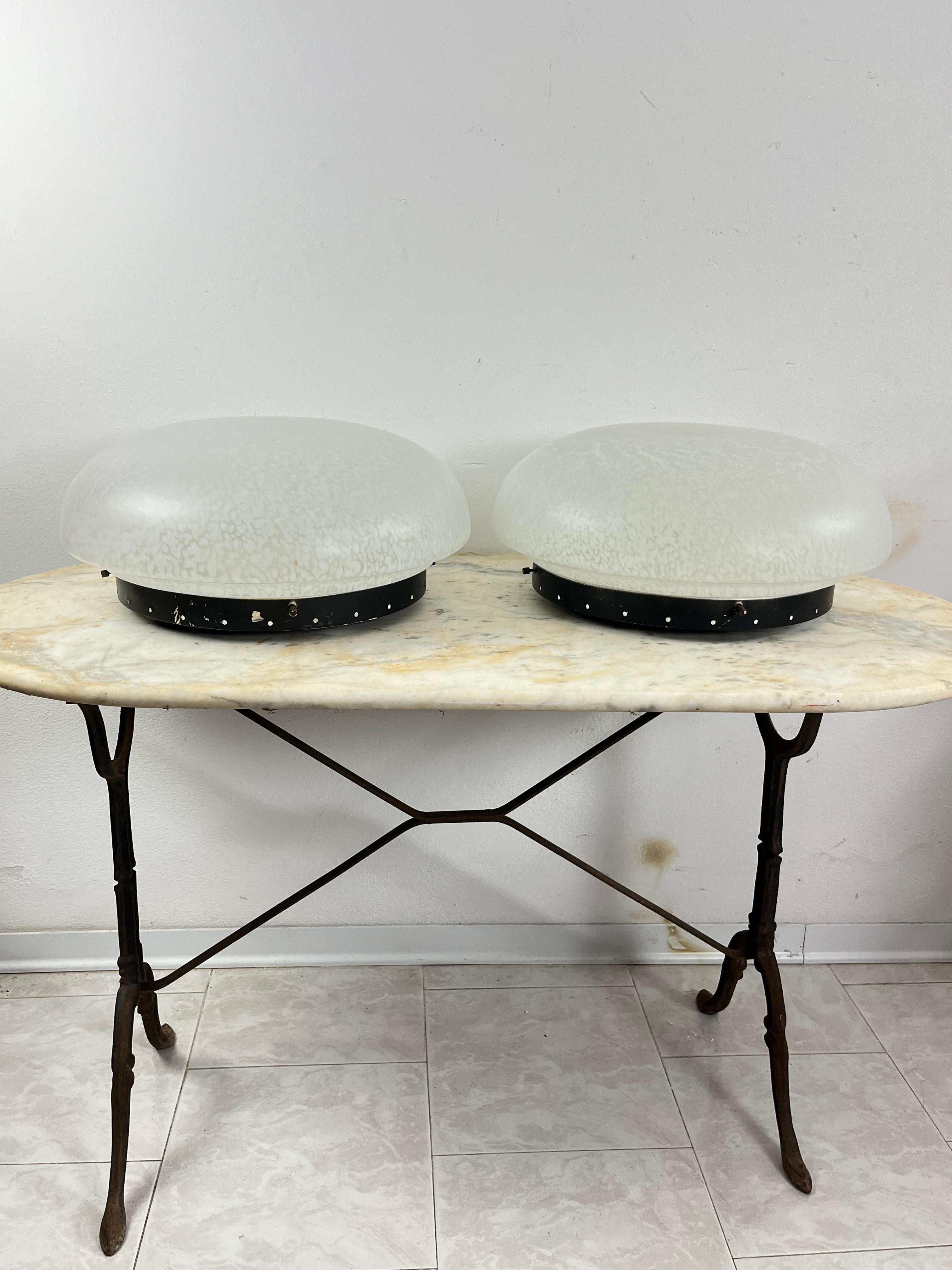 Juego de 2 grandes lámparas de techo de cristal de Murano de 4 luces de mediados de siglo, años 60. en Bueno estado para la venta en Palermo, IT