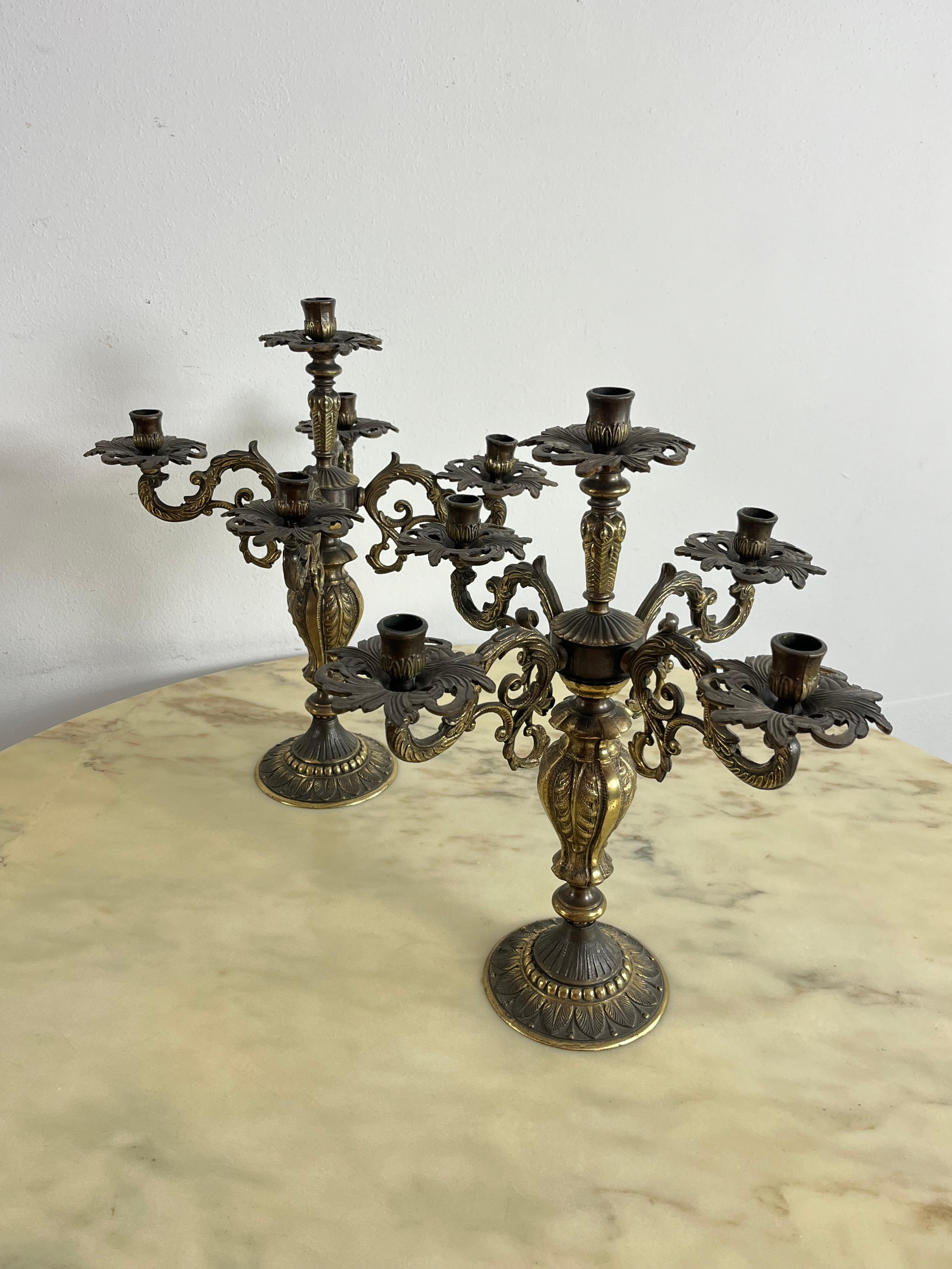 Set of 2 Large Mid-Century Bronze 5 Flame Candlesticks 1960s In Good Condition For Sale In Palermo, IT