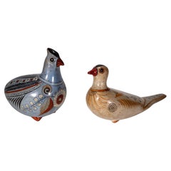 Conjunto de 2 grandes esculturas modernistas de pájaros de tonala