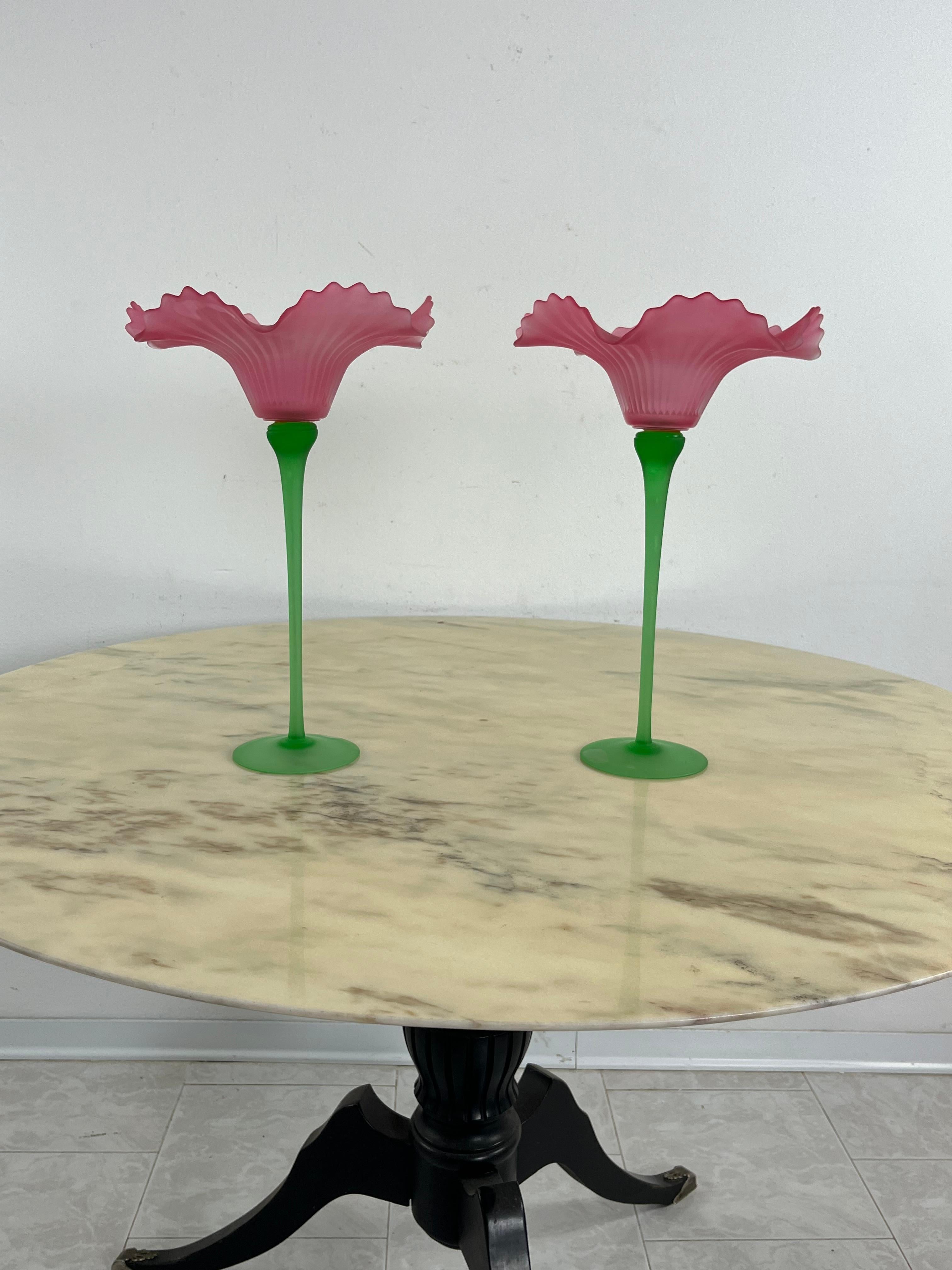 Italiano Set di 2 grandi candelieri in vetro di Murano anni '70 in vendita