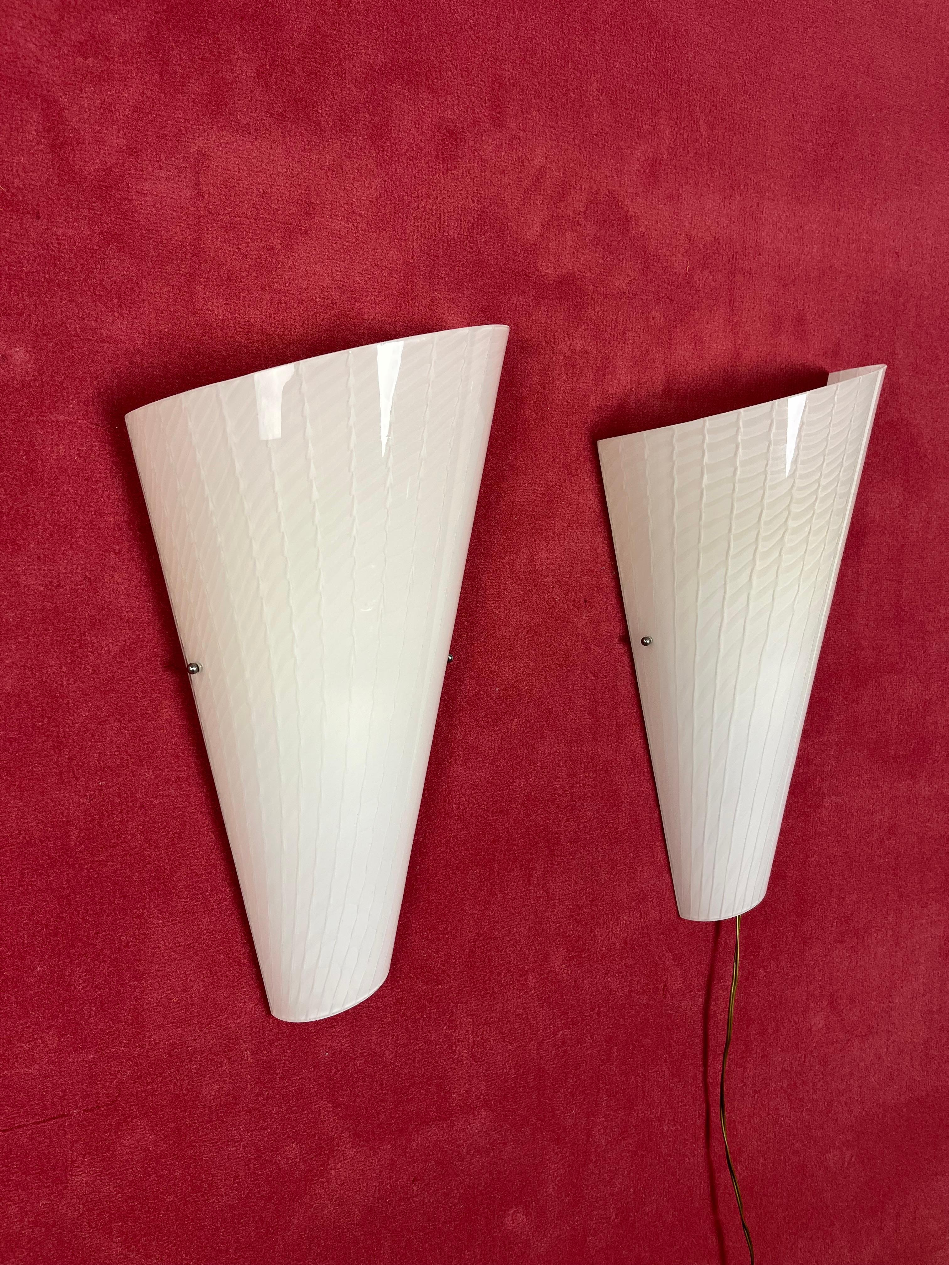 Juego de 2 grandes lámparas de pared de cristal de Murano, años 80 en venta 4
