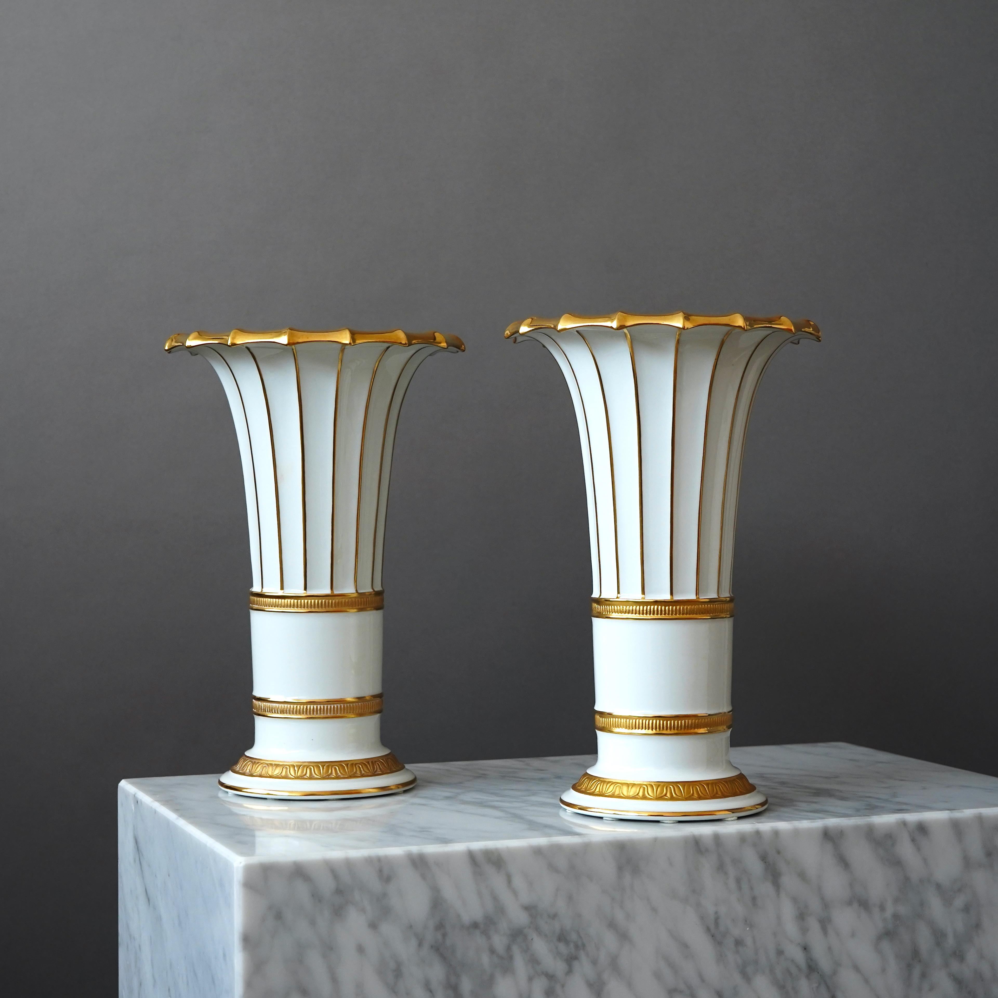 Set of 2 Large Royal Copenhagen Vases. Gustav Friedrich Hetsch, Denmark, 1957. For Sale 2