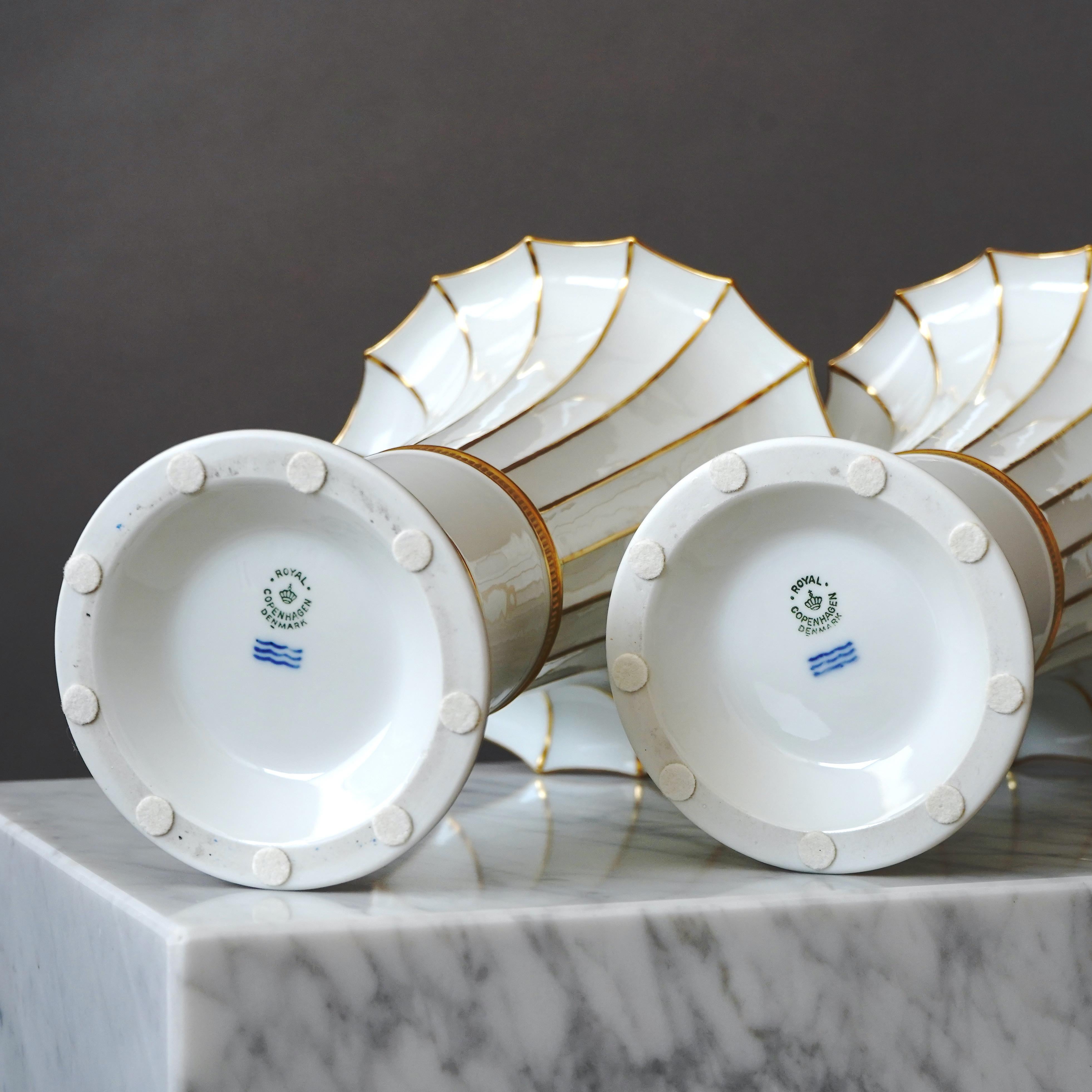 Set di 2 vasi grandi di Royal Copenhagen. Gustav Friedrich Hetsch, Danimarca, 1957. in vendita 1
