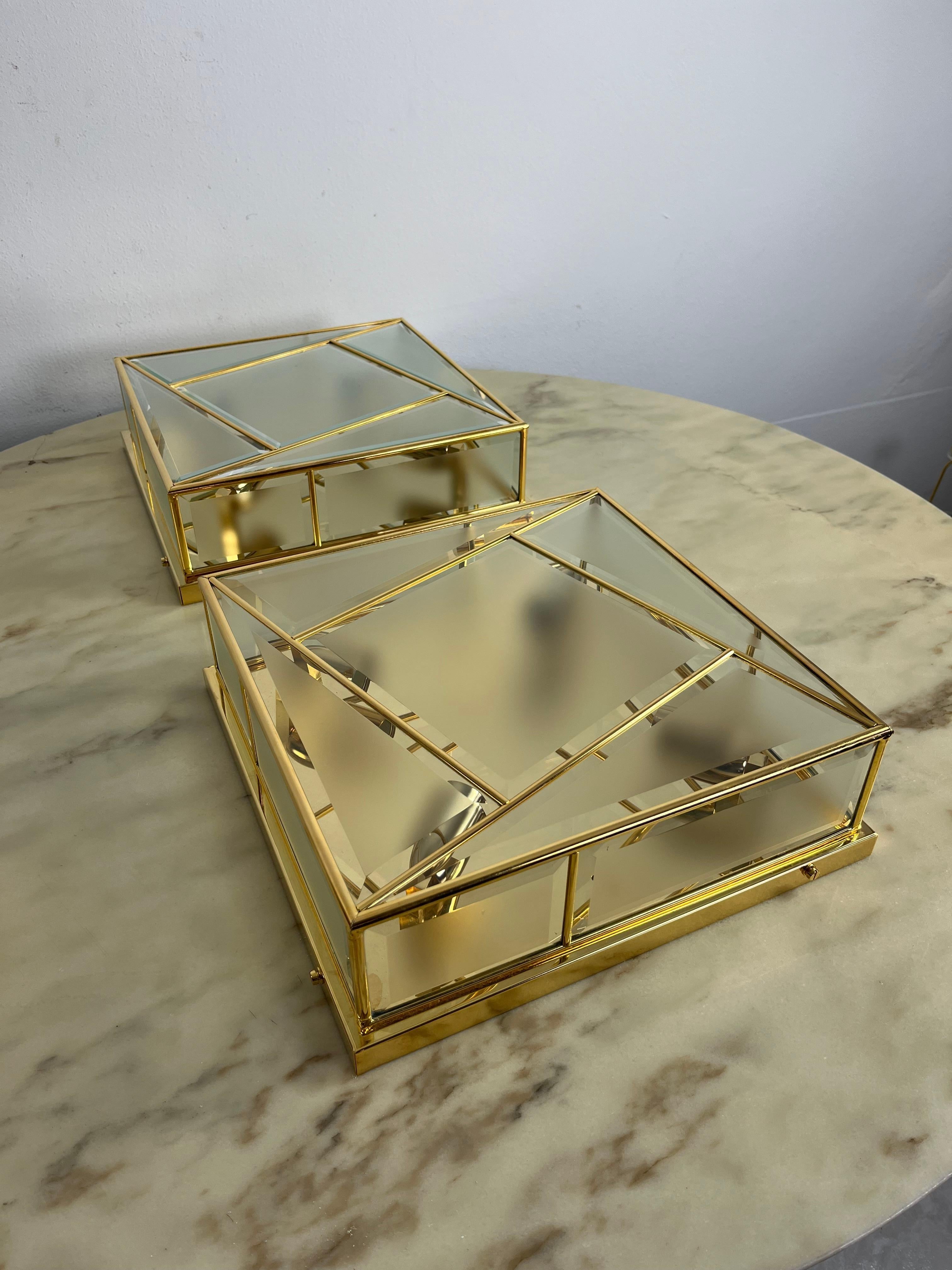 Set Of 2 Large Square 4-Light Ceiling Lights 1980s, Never Used In Good Condition For Sale In Palermo, IT