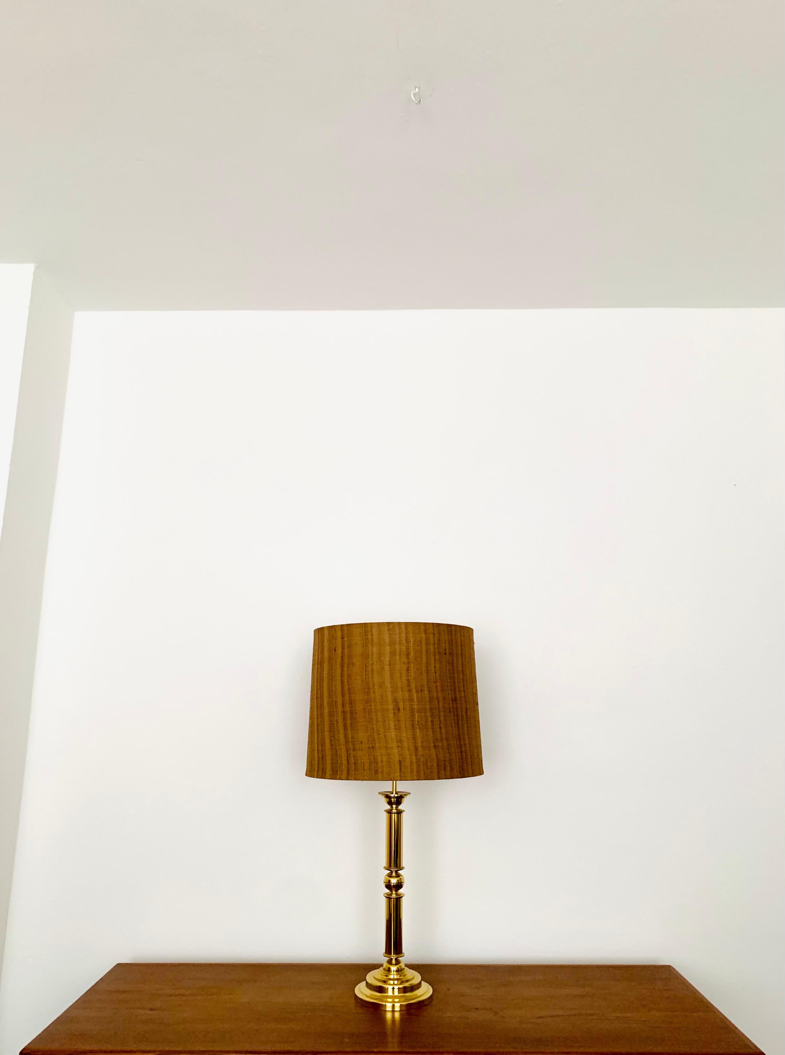 Milieu du XXe siècle Ensemble de 2 grandes lampes de table de la collection Vereinigte Werkstätten en vente