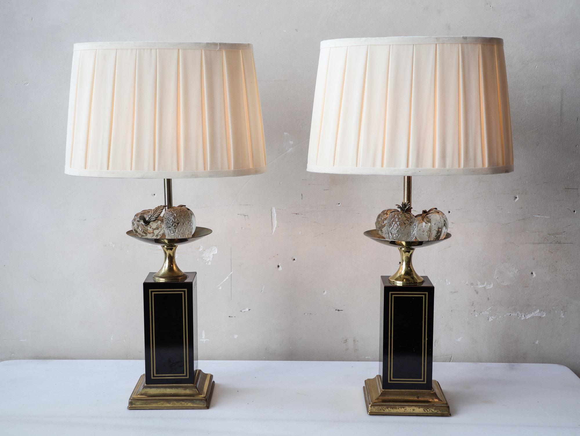 Ensemble de 2 lampes de table ou de bureau Le Dauphin Fruit en vente 4