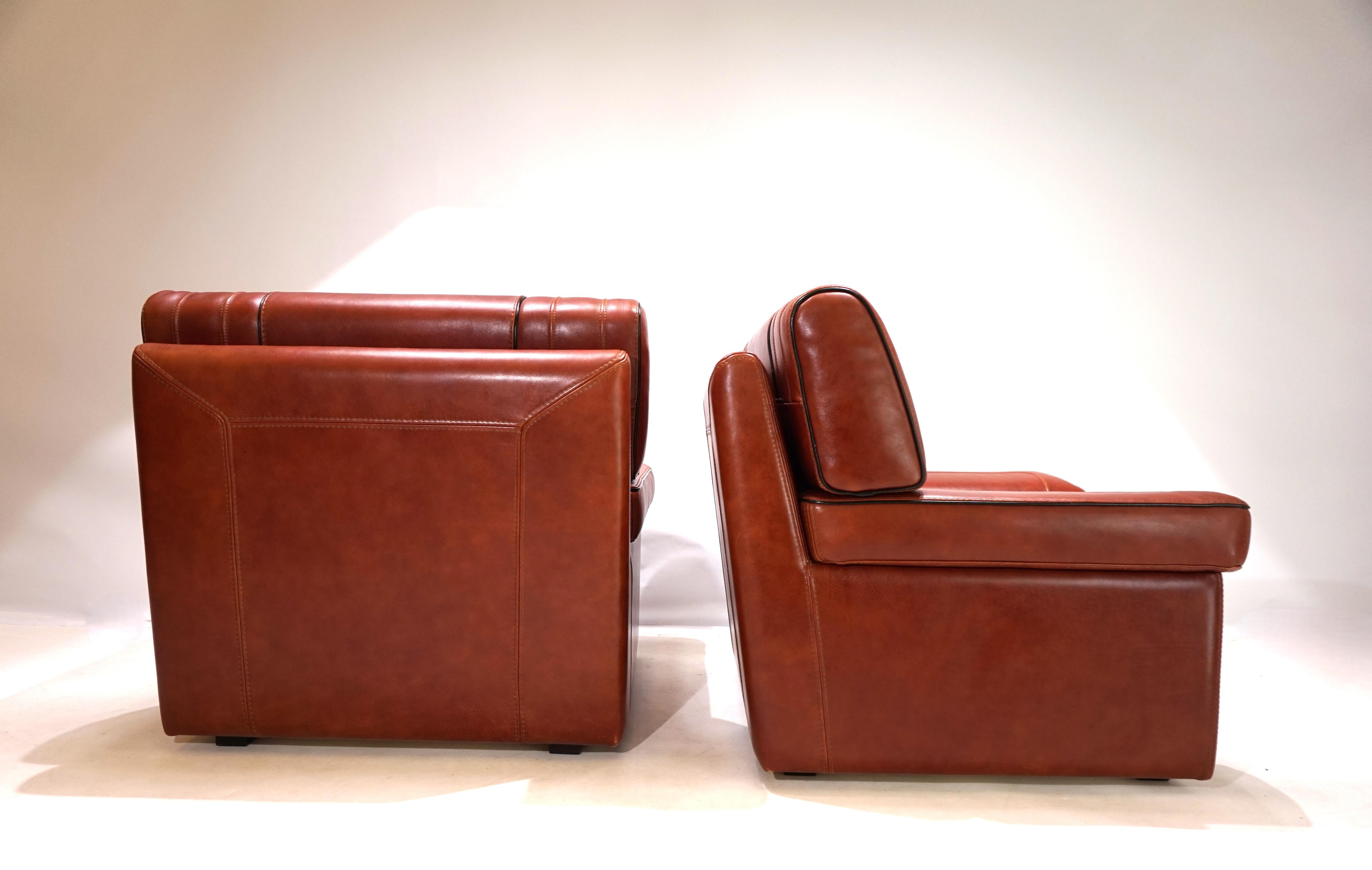 Set of 2 leather armchairs, cognac coloured, 1990 7