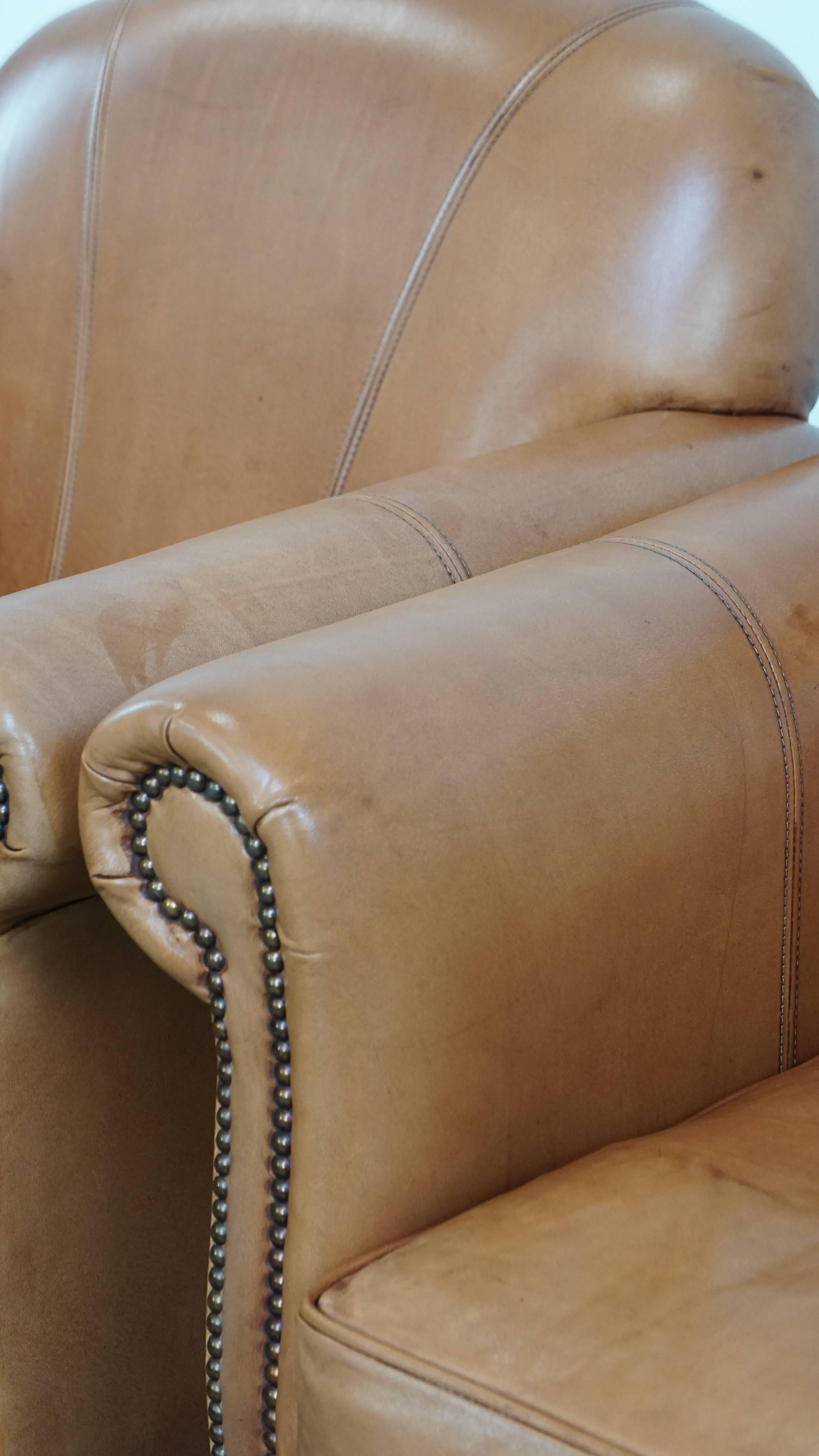 Set di 2 poltrone in pelle + pouf color cognac in vendita 6