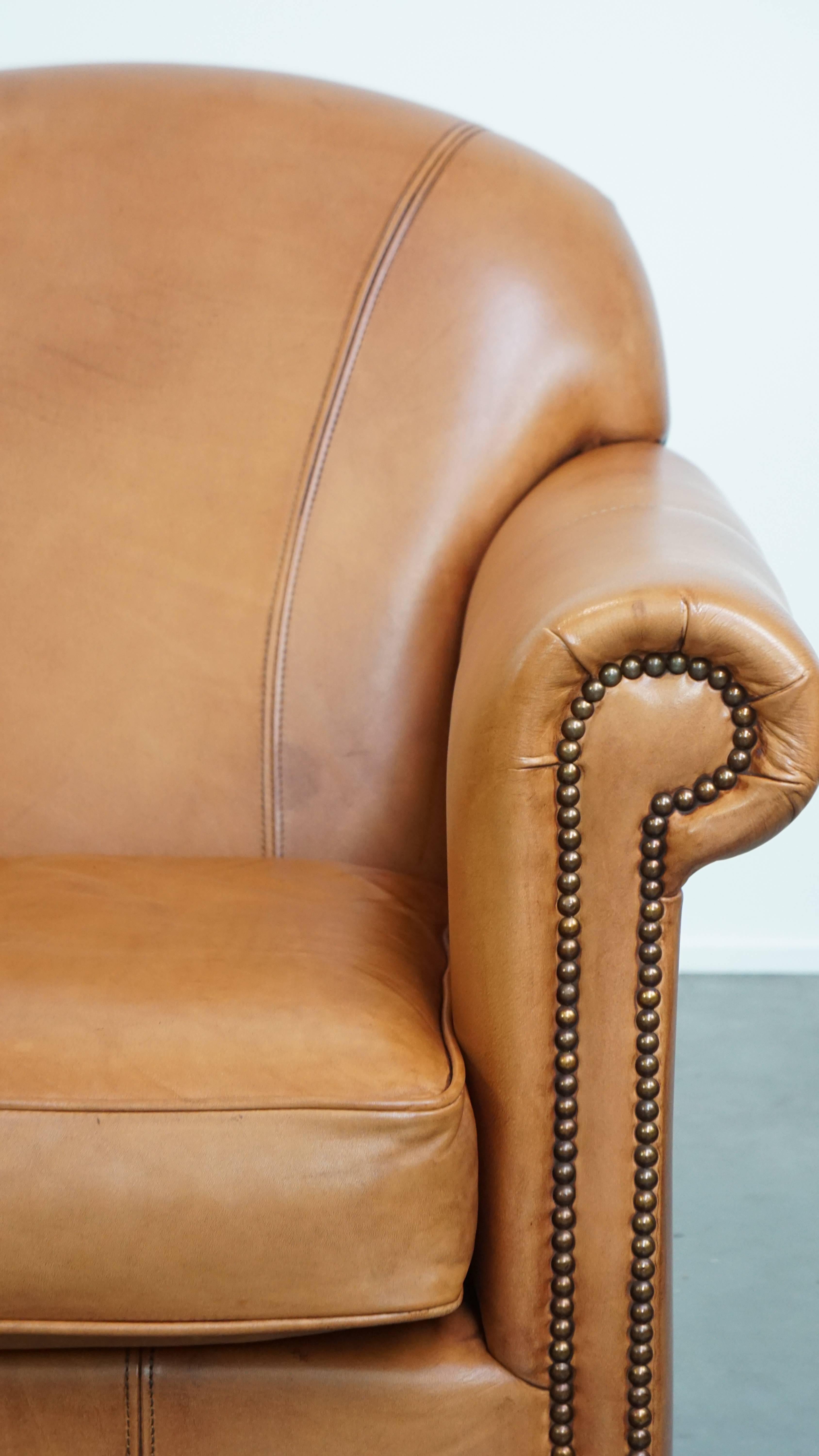 Set di 2 poltrone in pelle + pouf color cognac in vendita 7