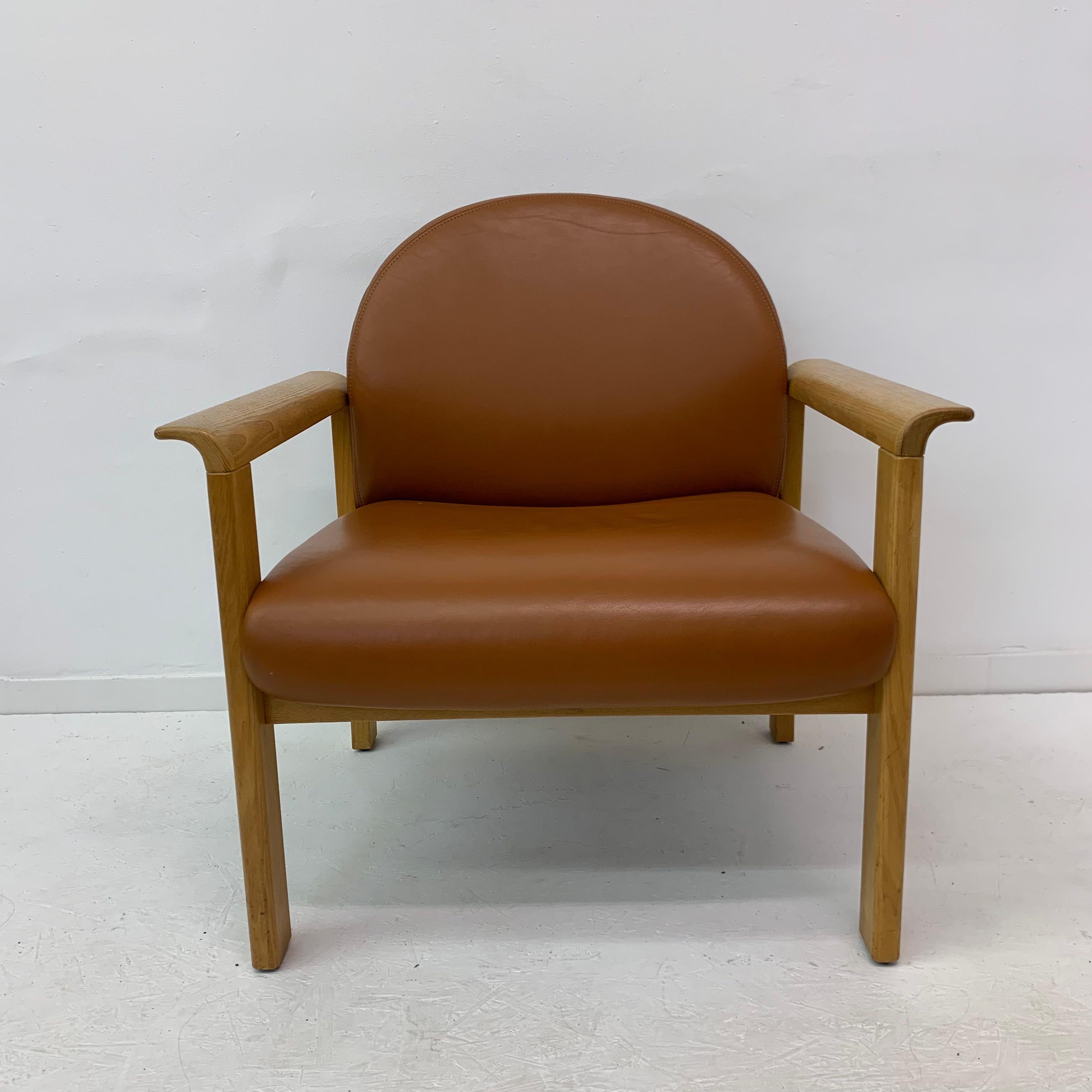 Ensemble de 2 fauteuils de salon en cuir, années 1970 en vente 1