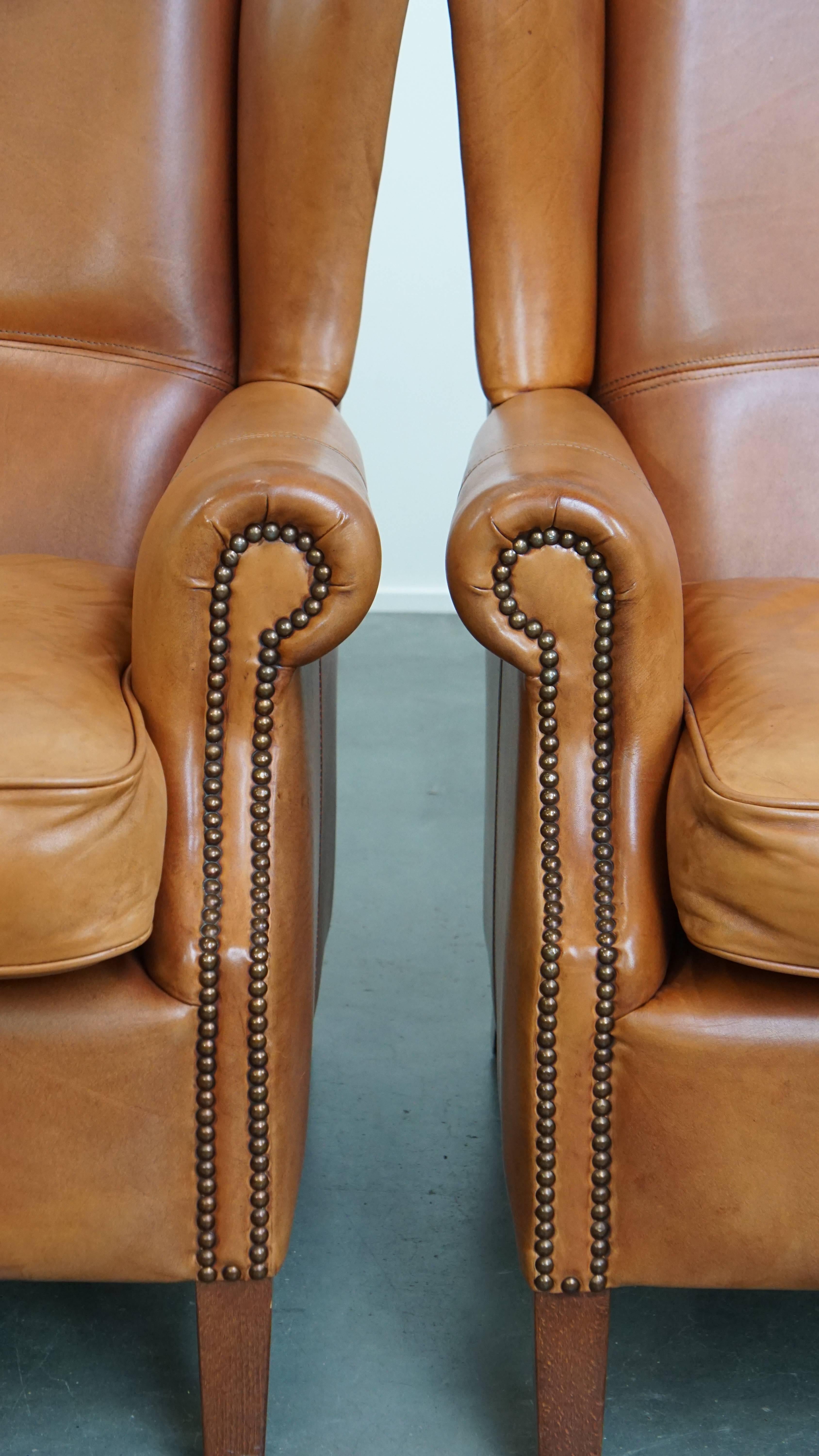 Set di 2 sedie wingback in pelle in vendita 3