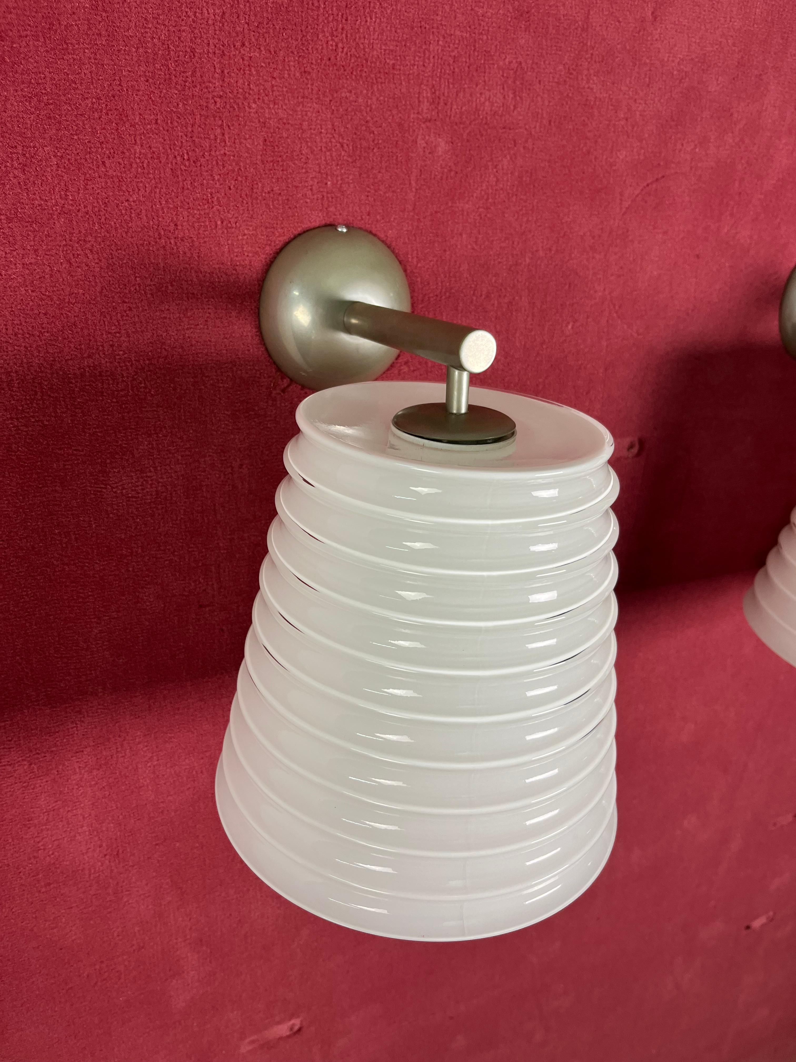 2er-Set Leucos Wandlampen aus milchig-weißem Murano-Glas, 1980er Jahre im Angebot 2