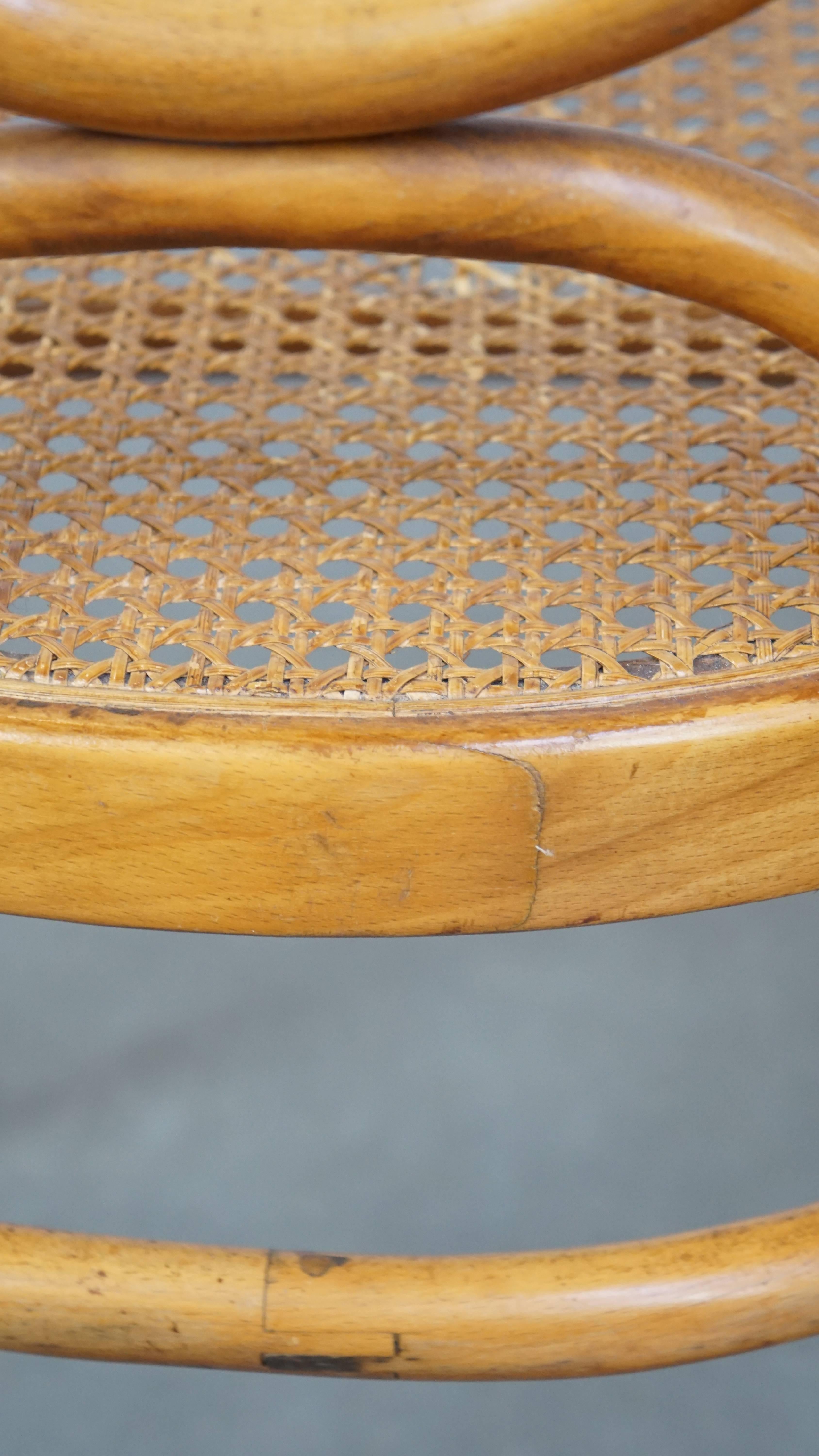 Set di 2 sedie in legno curvato marrone chiaro in stile Thonet, modello 