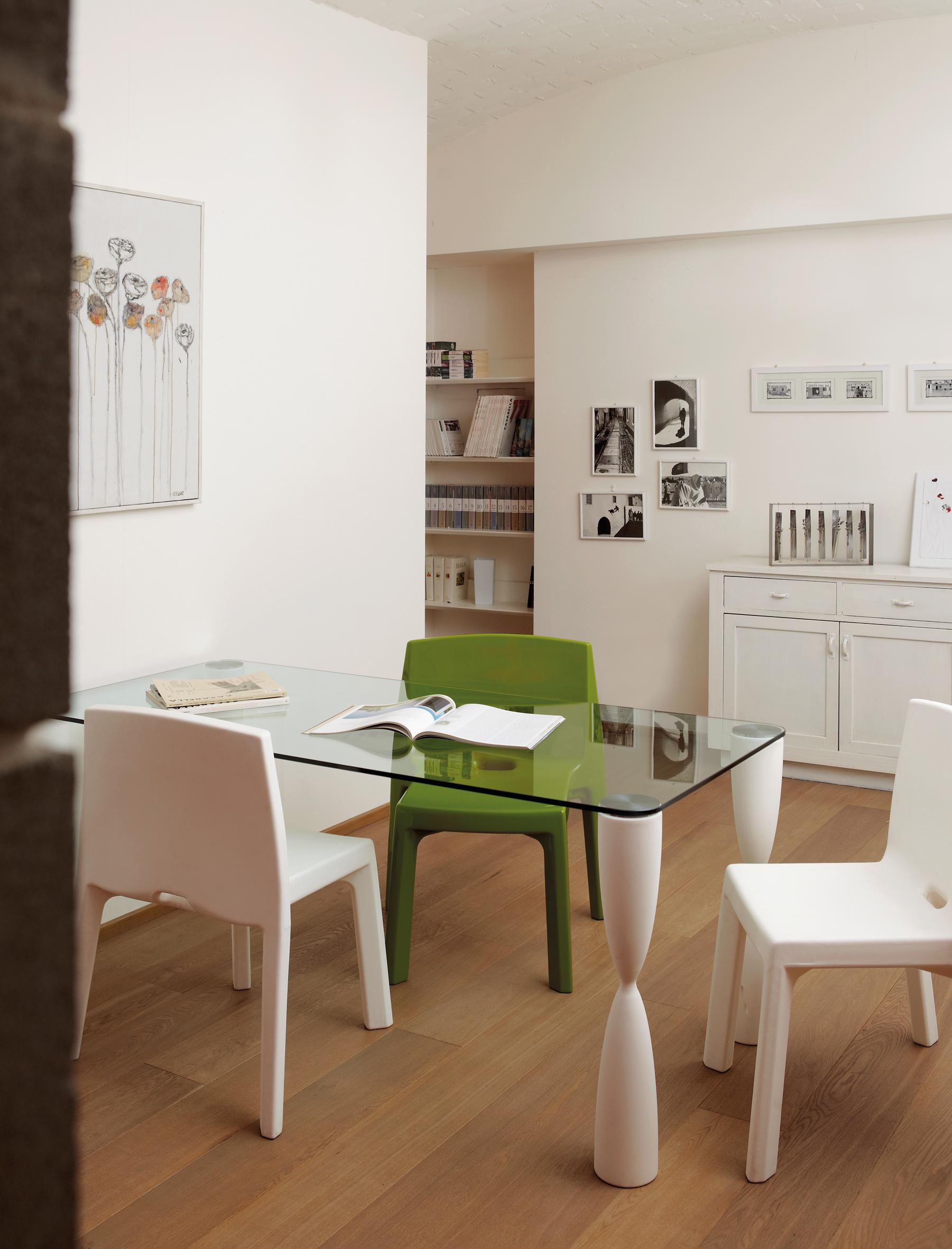 Altro Set di 2 sedie Q4 verde lime di Jorge Najera in vendita