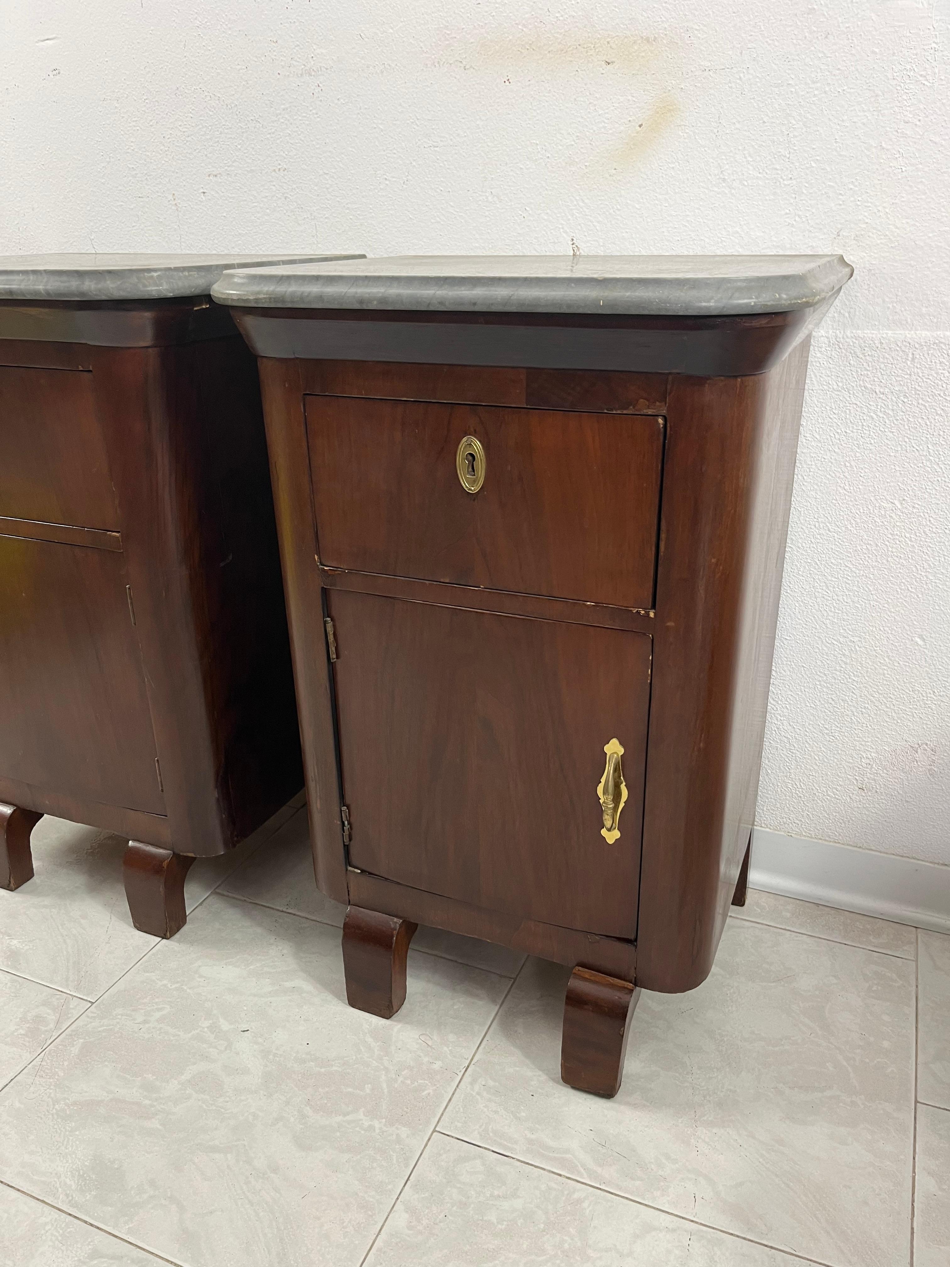 Mid-20th Century Set of 2 Little Mid-Century Italian Gray Marble Top Nightstands, 1940s For Sale