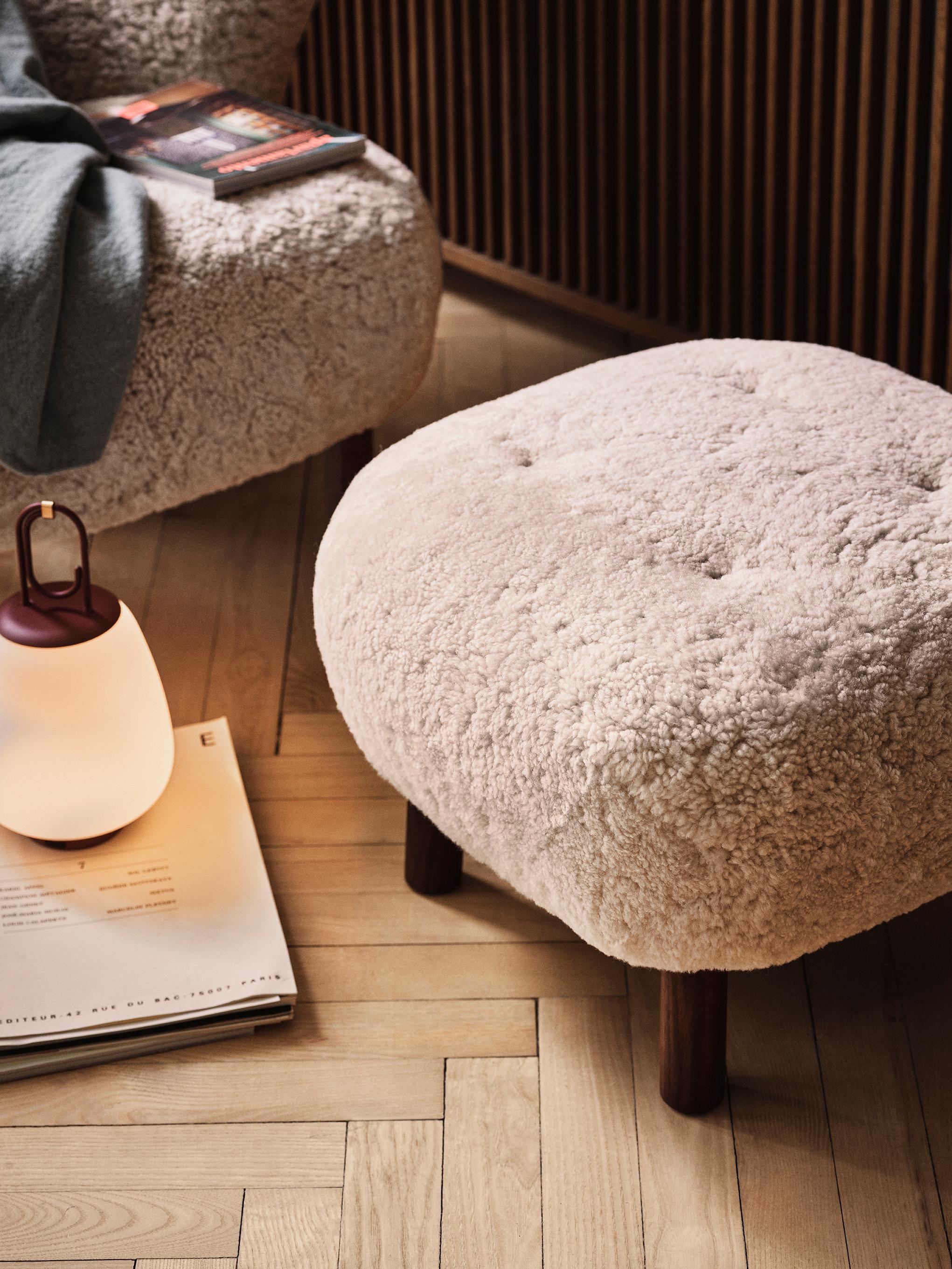 Contemporary Set of 2 Little Petra & Pouf in Sheepskin M/Walnut by Viggo Boesen for &T For Sale