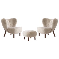 Set of 2 Little Petra & Pouf, Sheepskin M/Walnut by Viggo Boesen for &Tradition