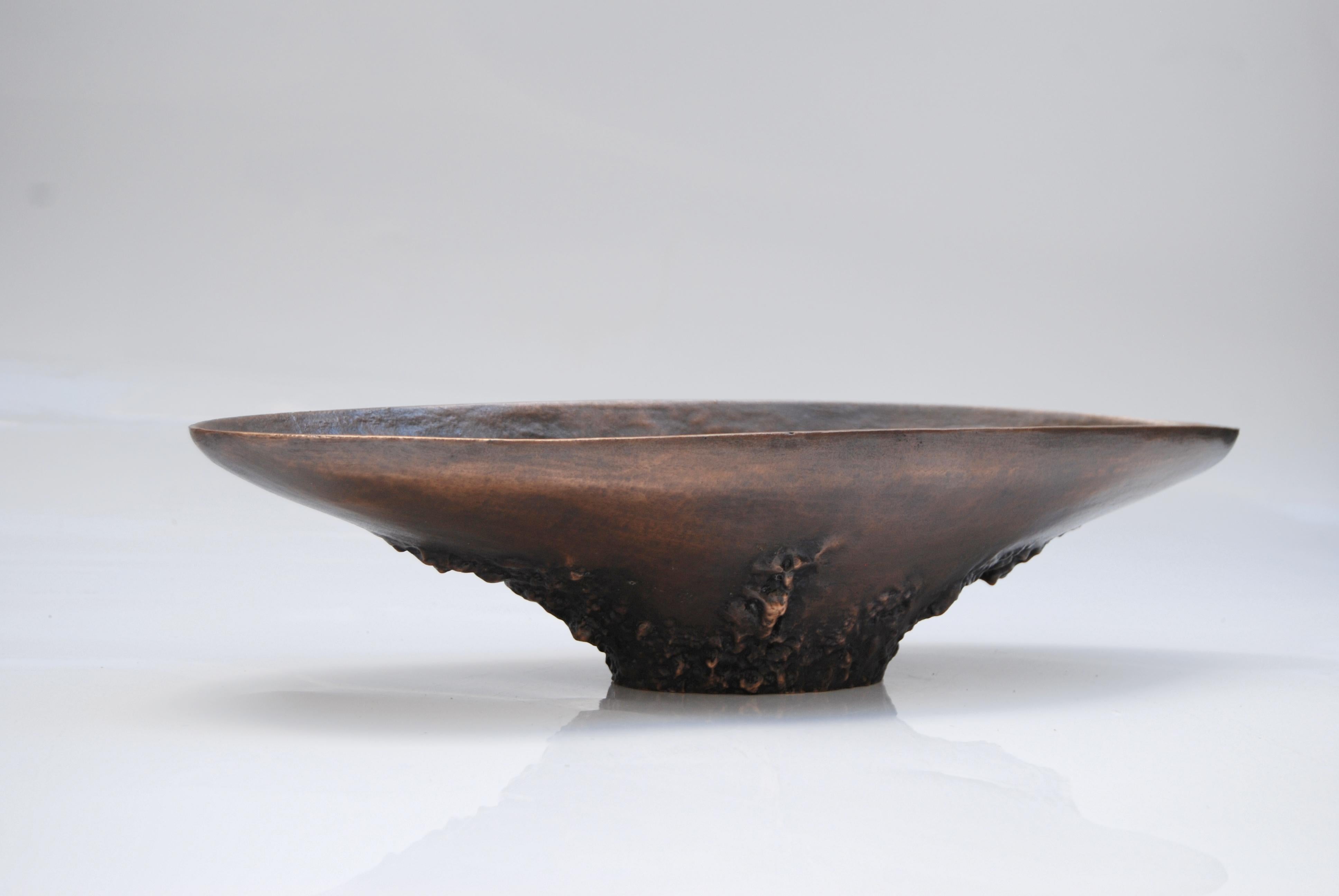 Brazilian Set of 2 Long Bowls in Dark Bronze by Fakasaka Design