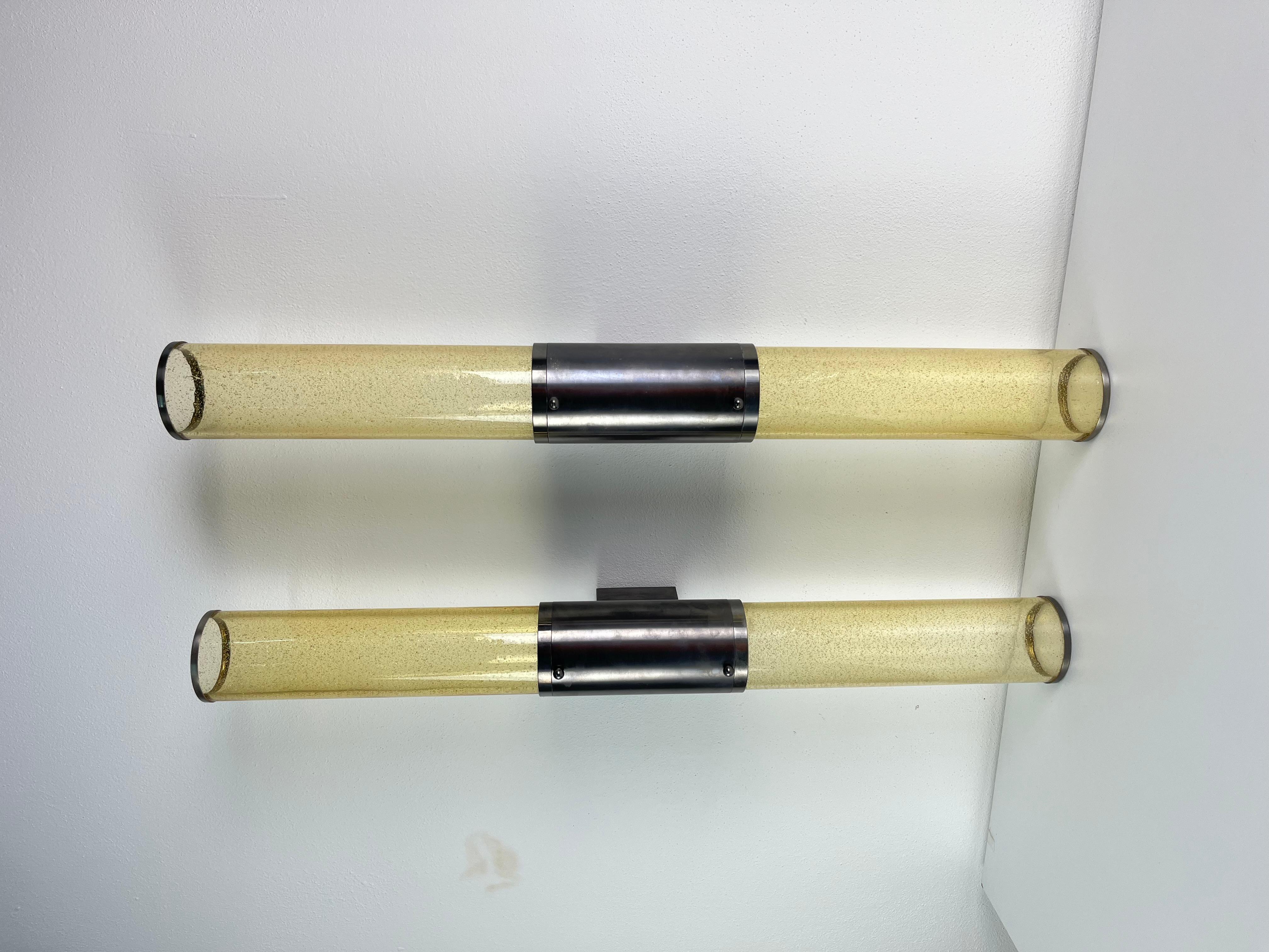 Satz von 2 langen, doppelflammigen Wandleuchten aus Murano-Glas und Stahl, 1980er Jahre im Angebot 1