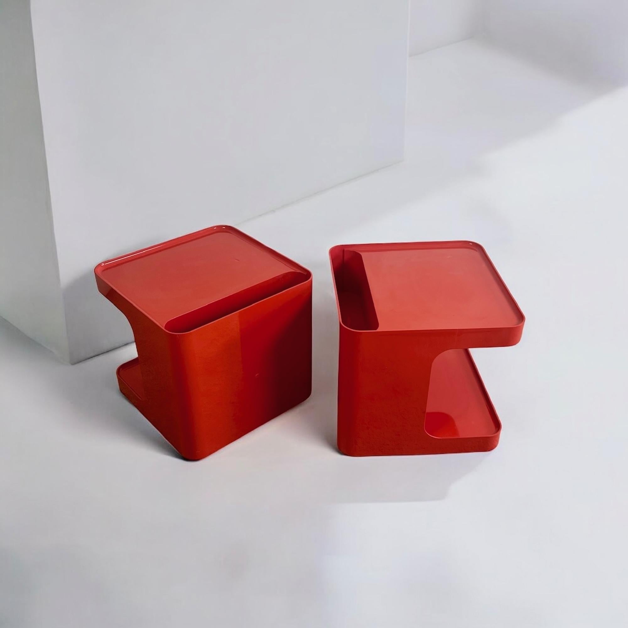 Late 20th Century Set of 2 Longato 'Game' Bar Carts / Side Tables in Red with integrated Lights