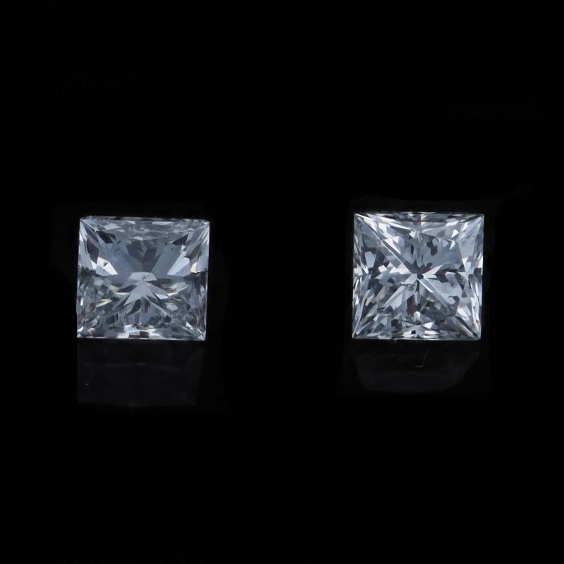 Diamant naturel
Carat(s) : .71ct
Coupe : Princesse
Couleur : H
Clarté : SI2
Certifié par : GIA eReport
Numéro de rapport : 2235400726

Diamant naturel
Carat(s) : .70ct
Coupe : Princesse
Couleur : H
Clarté : SI1
Certifié par : GIA eReport
Numéro de