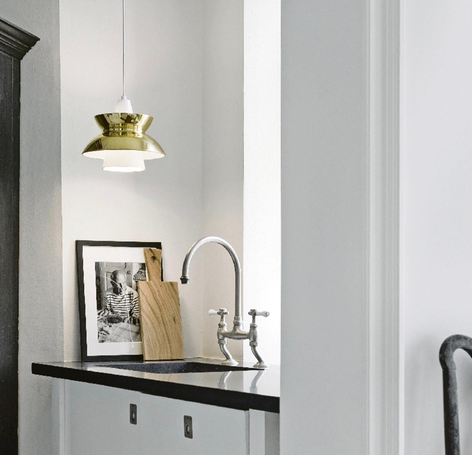 Set di 2 ciondoli Louis Poulsen 'Doo-Wop' o 'Navy' in ottone In condizioni Nuovo in vendita a Tilburg, NL