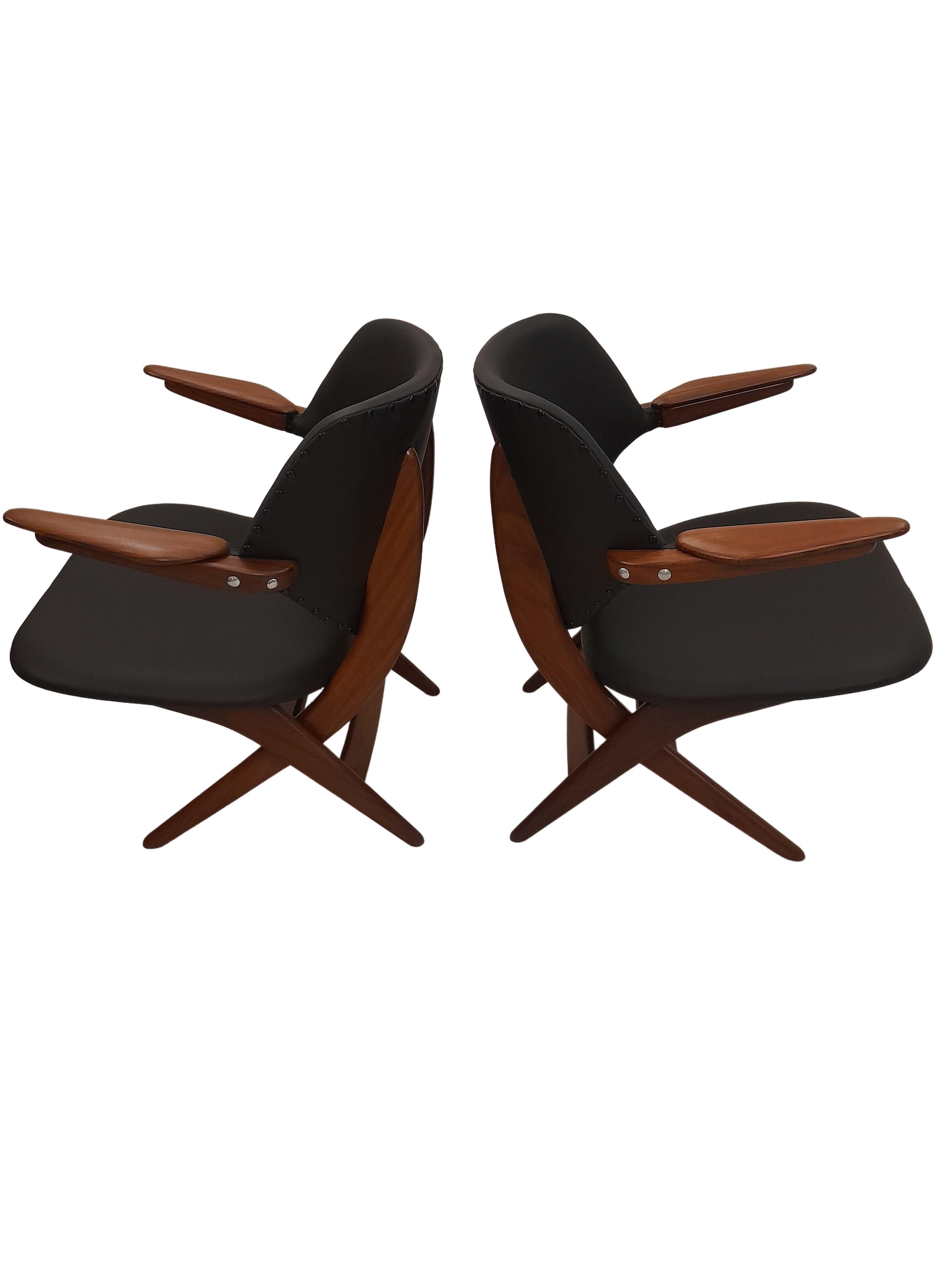 Set of 2 Louis Van Teeffelen Pelican Armchairs for Webe in Black Leather, 1960s 3