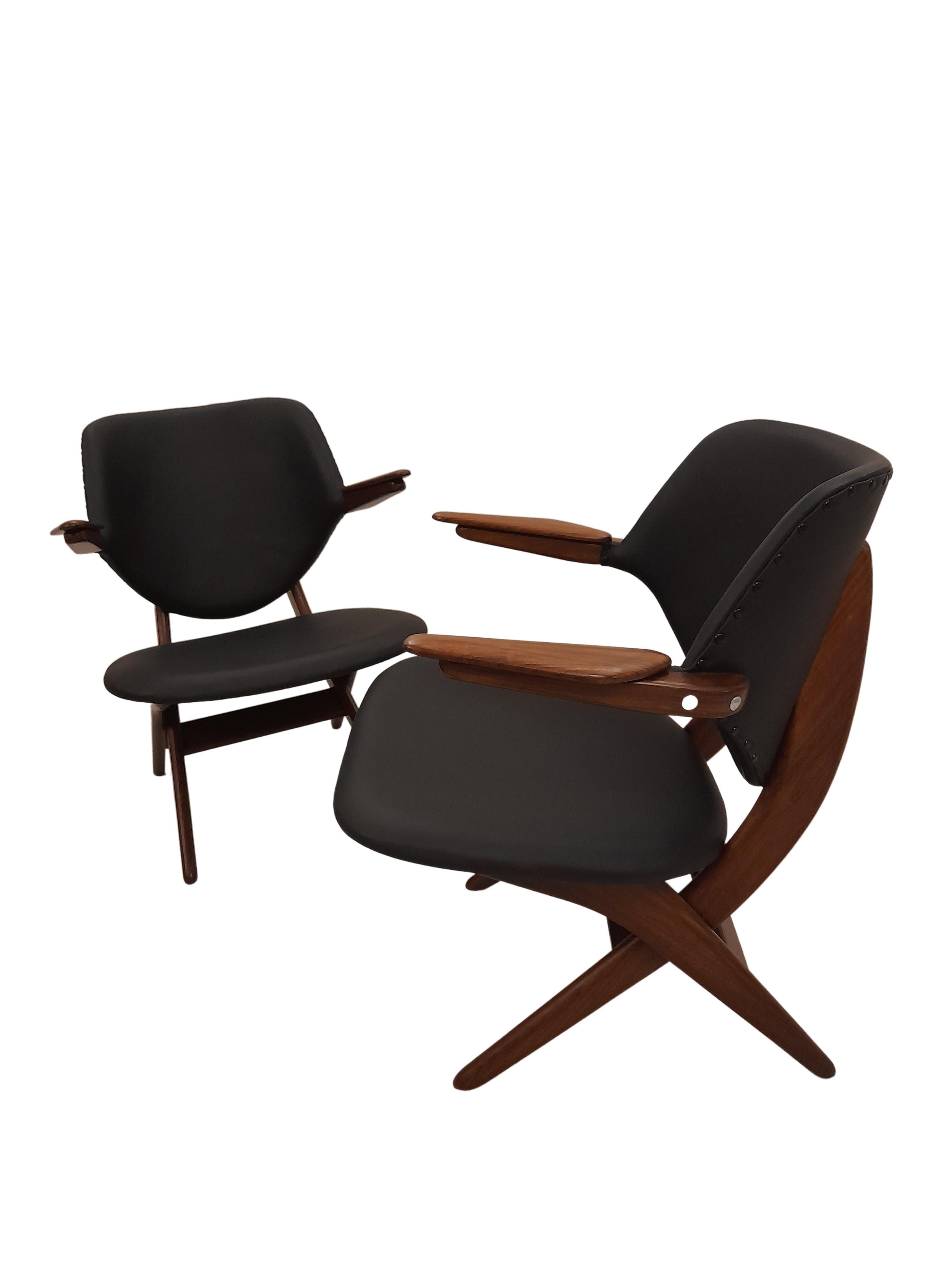 Mid-Century Modern Set of 2 Louis Van Teeffelen Pelican Armchairs for Webe in Black Leather, 1960s