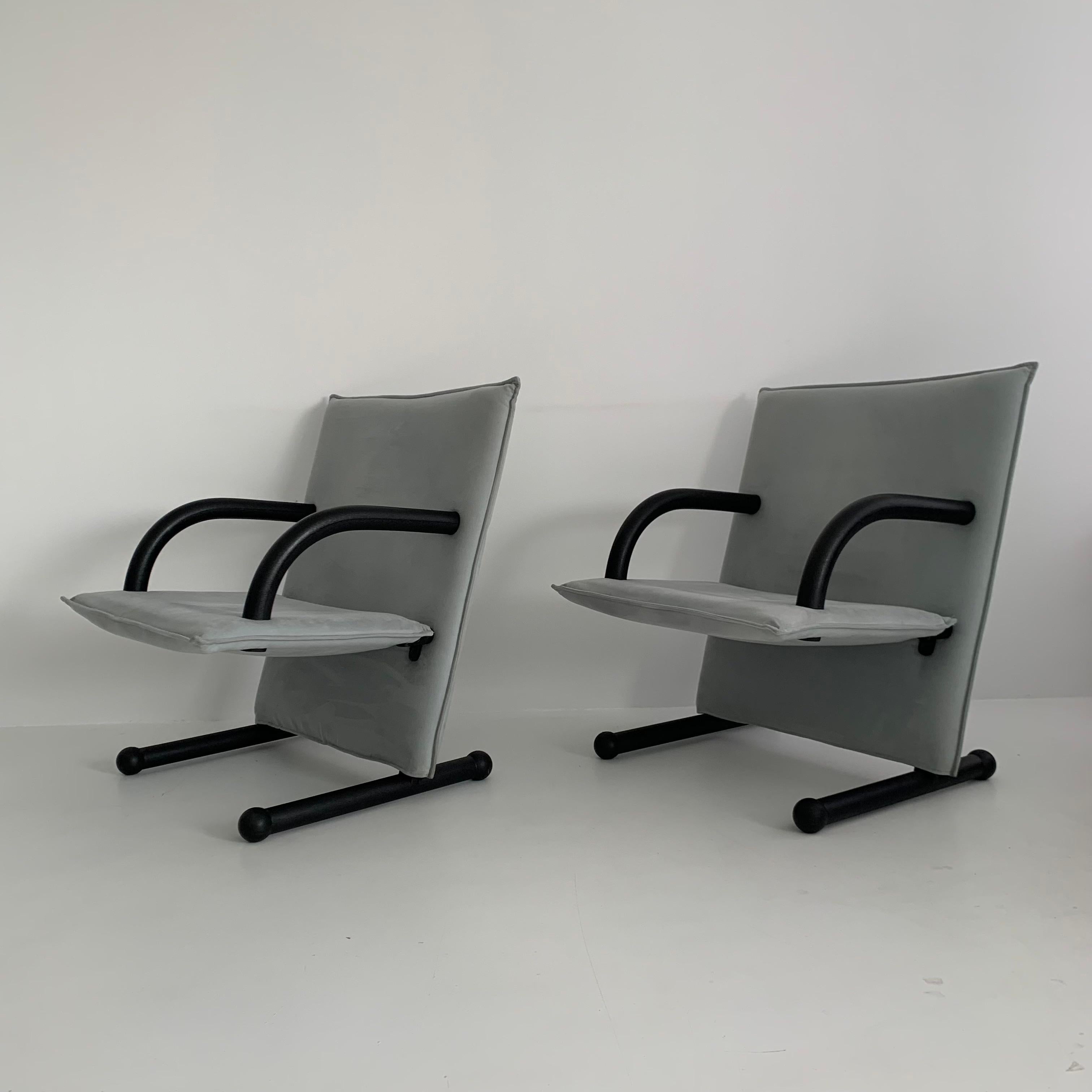 Set of 2 Lounge Chairs Burkhard Vogtherr for Arflex T-Line, 1980’s For Sale 8