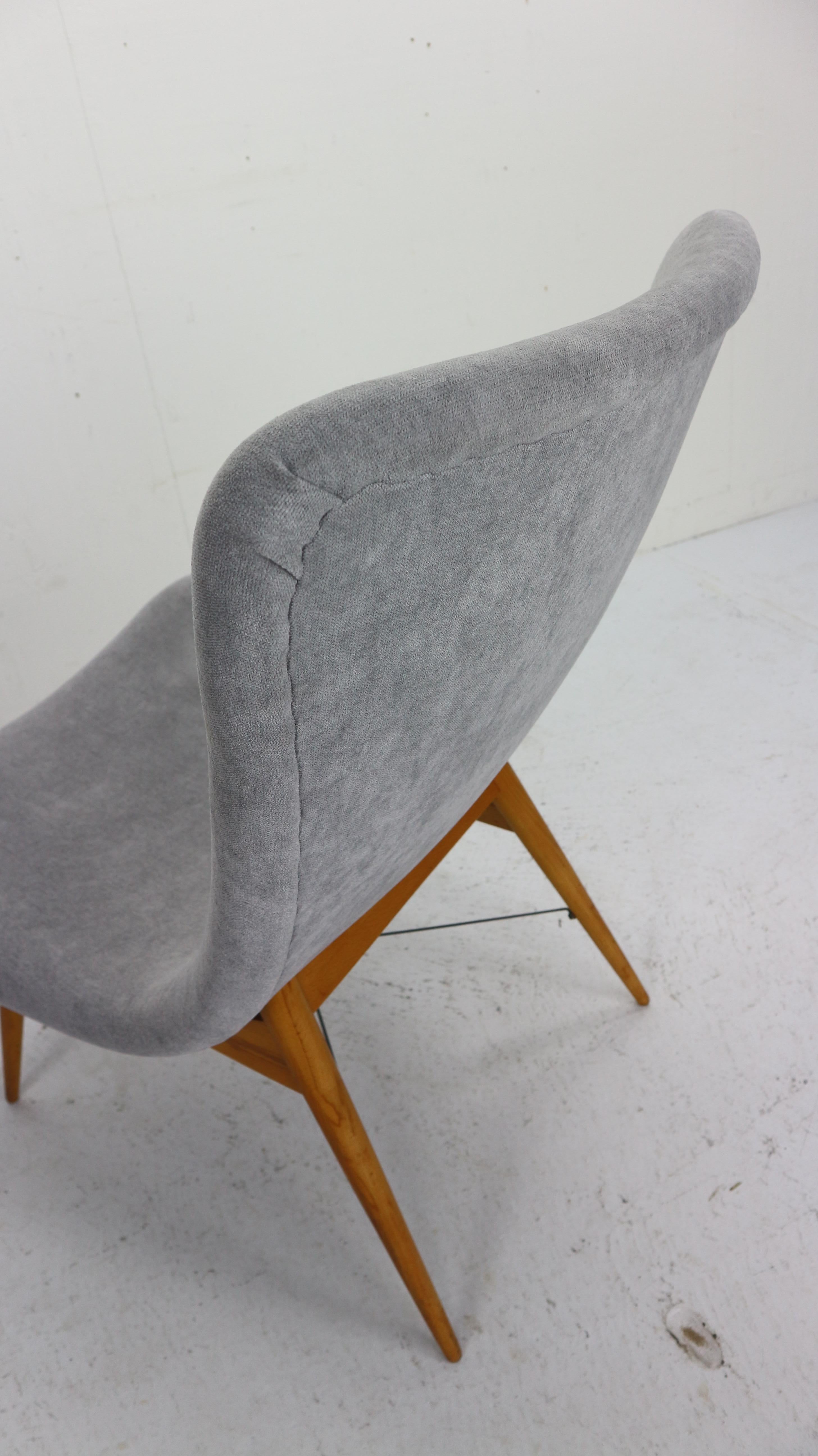 Set of 2 Lounge Chairs by Miroslav Navratil, Newly Reupholstered, 1959s 12