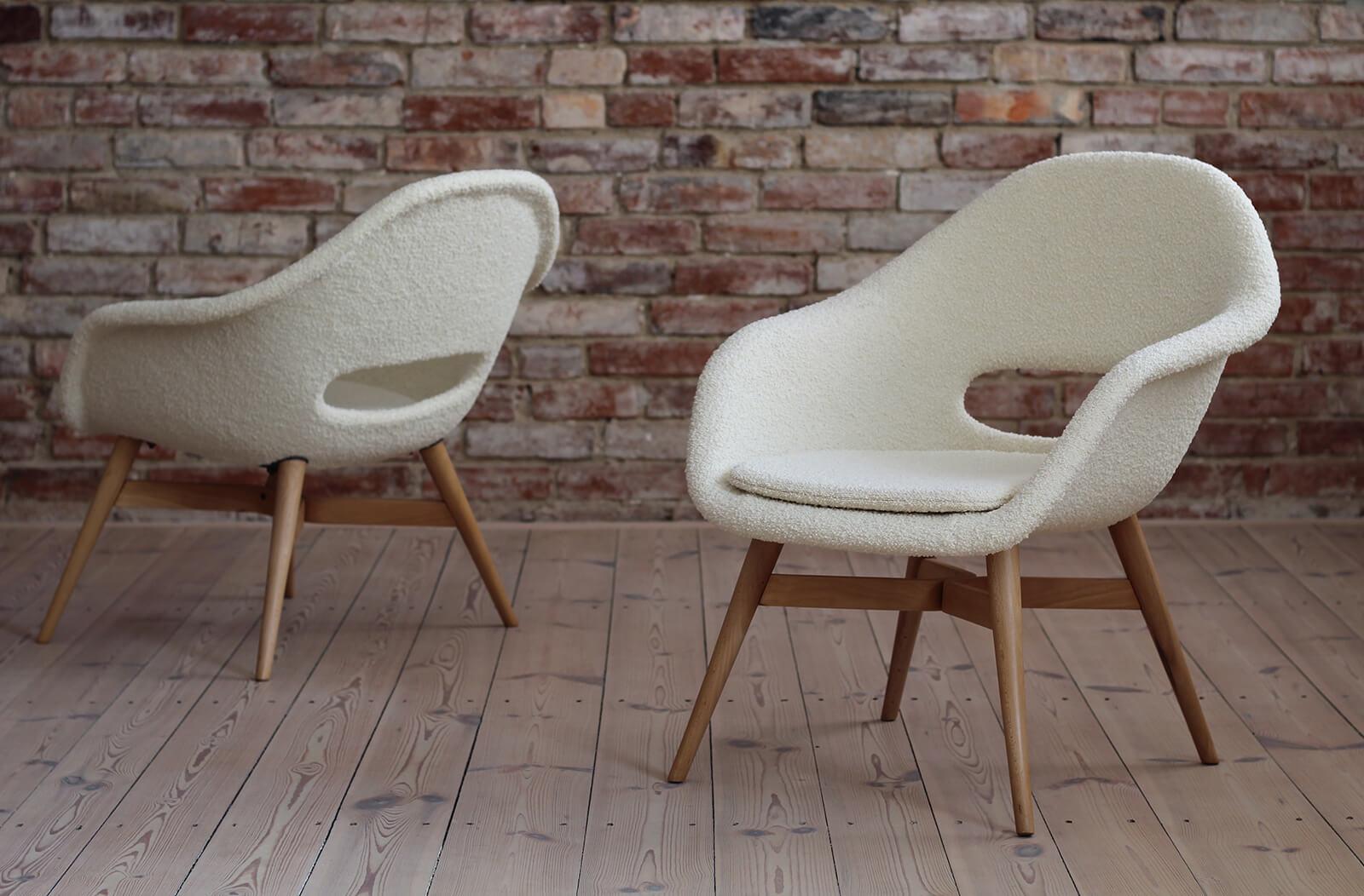 Mid-Century Modern Set of 2 Lounge Chairs Designed by Miroslav Navrátil, 1950s, Czech Republic