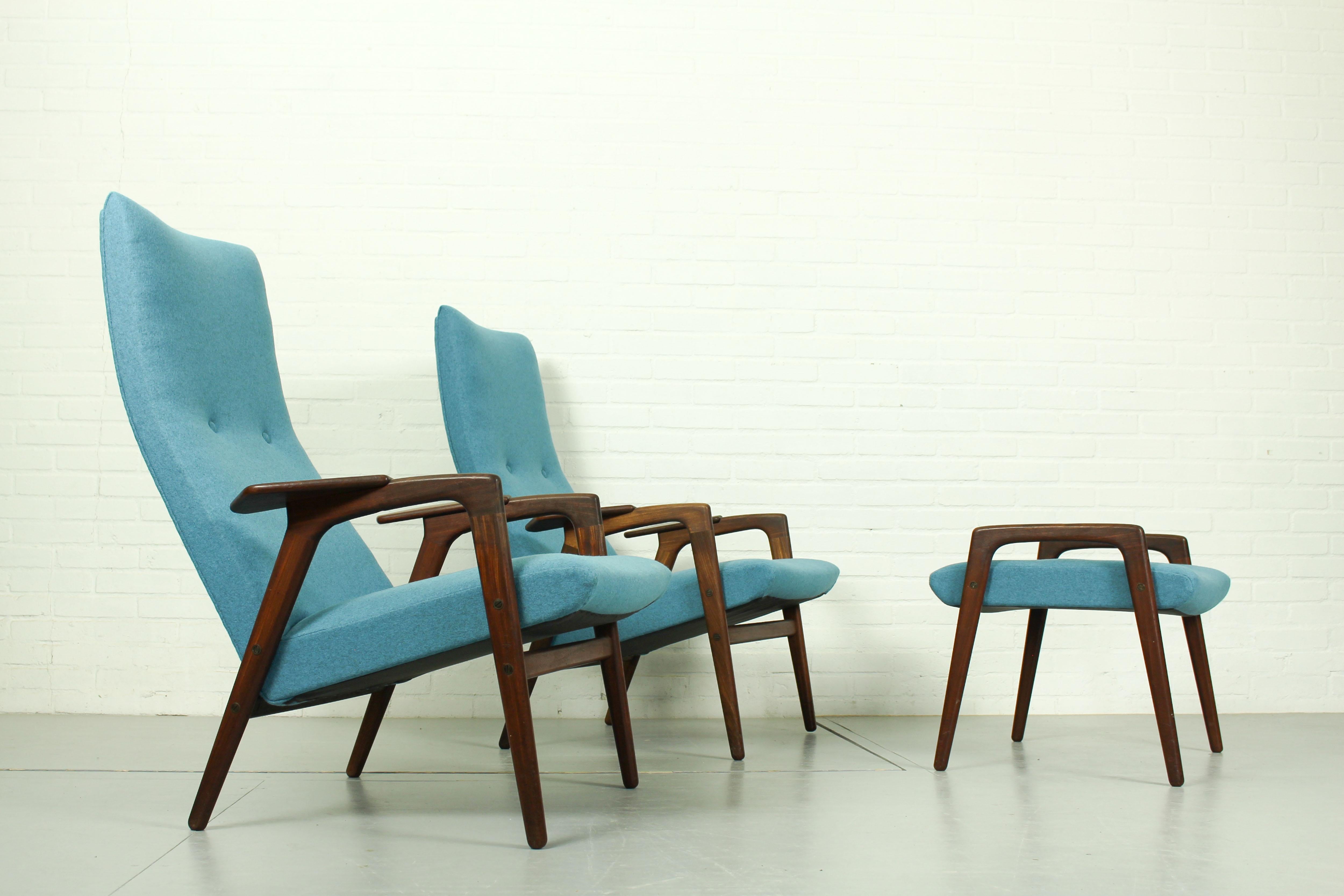 Ensemble de 2 chaises longues et d'un pouf assorti par Yngve Ekström pour Pastoe, 1960s  en vente 7